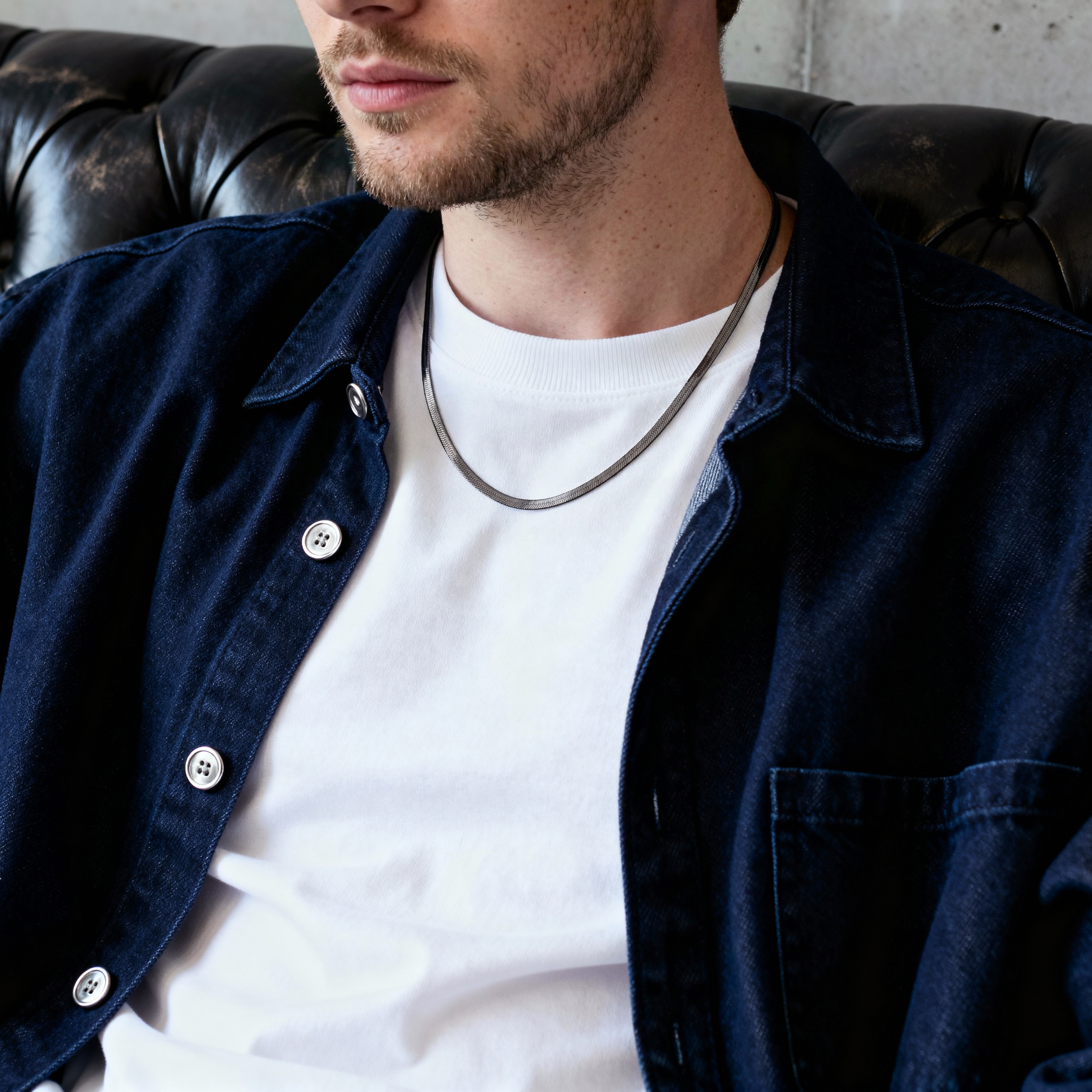 Essentials | 4 mm Gunmetal Black Herringbone Chain Necklace - 2