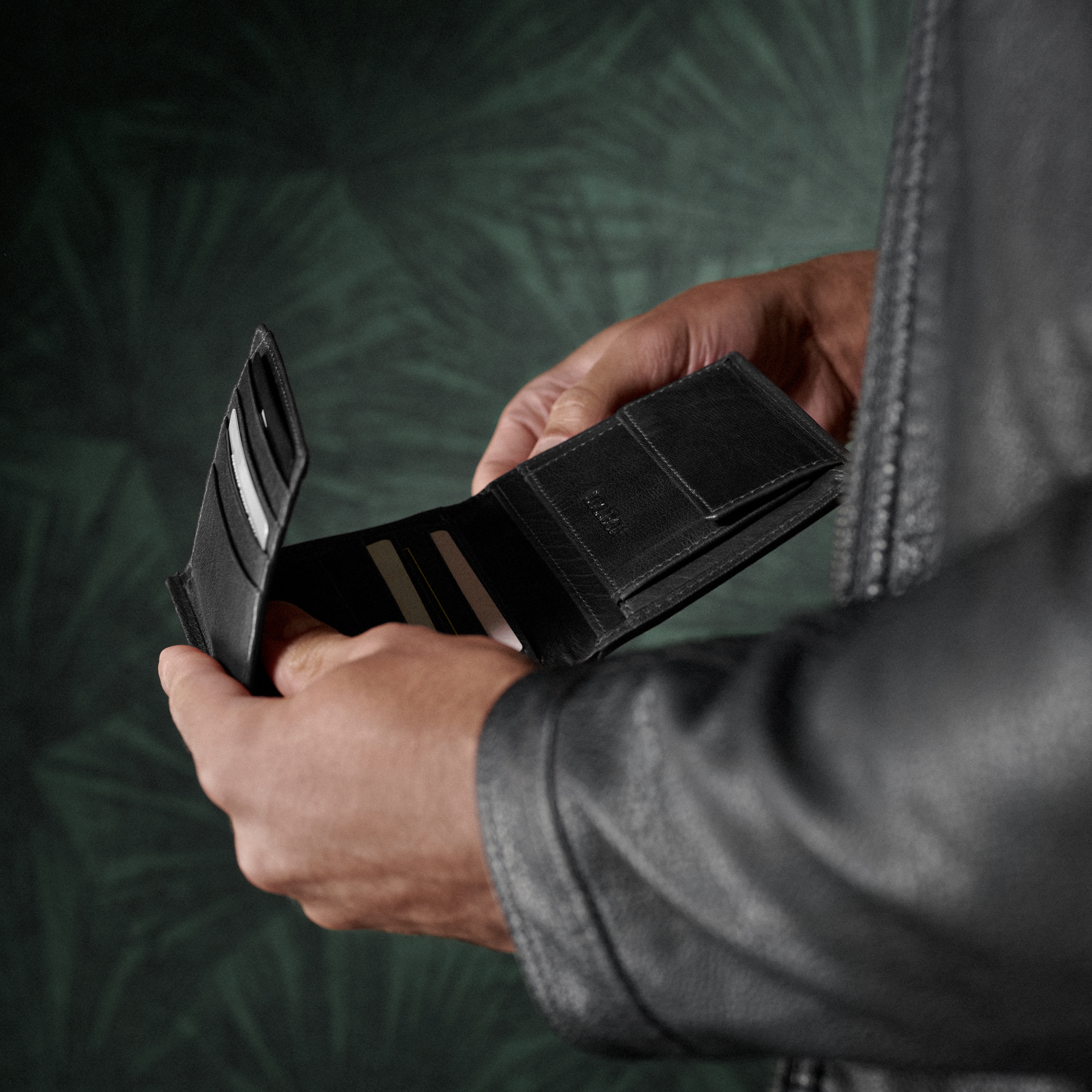 Montreal rustikálna čierna RFID kožená peňaženka - 4