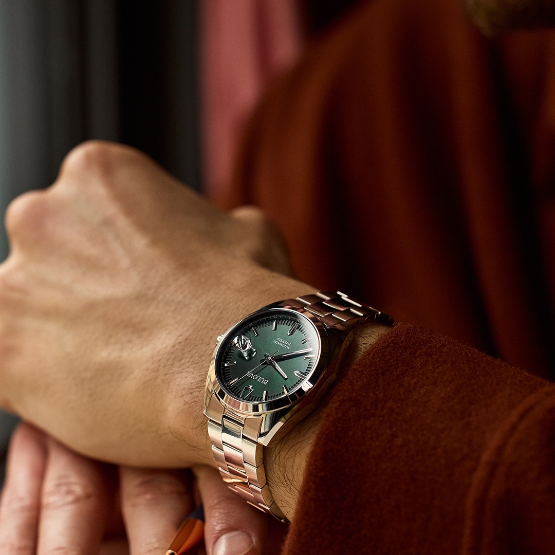 Bulova Classic Surveyor - 2