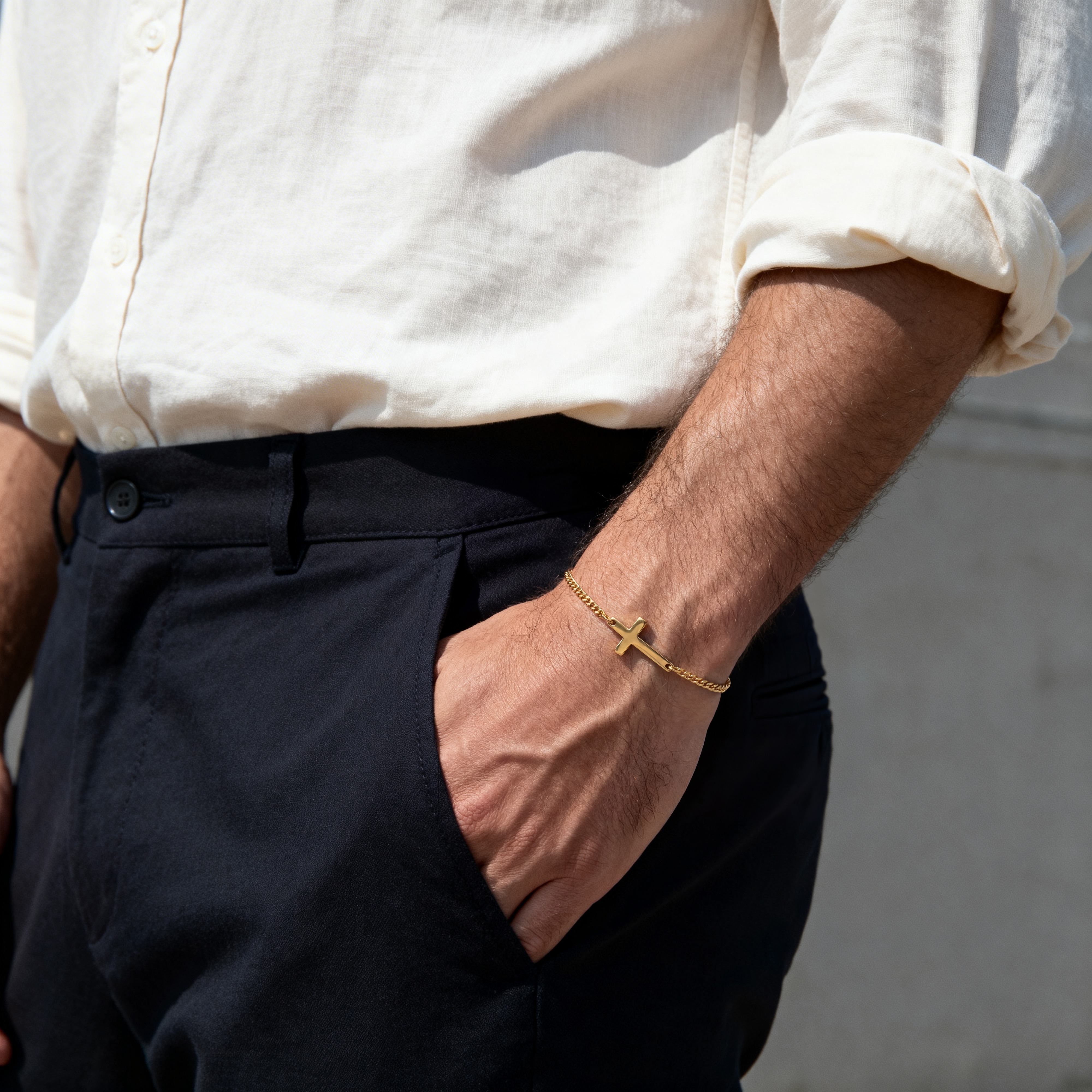 New Classics | Gourmette en acier inoxydable doré avec pendentif croix - 2 mm - 3