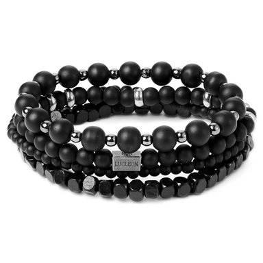 Armbandenset van Zwarte Onyx, Hematiet en Houtkralen Armbandenset van Zwarte Onyx, Hematiet en Houtkralen