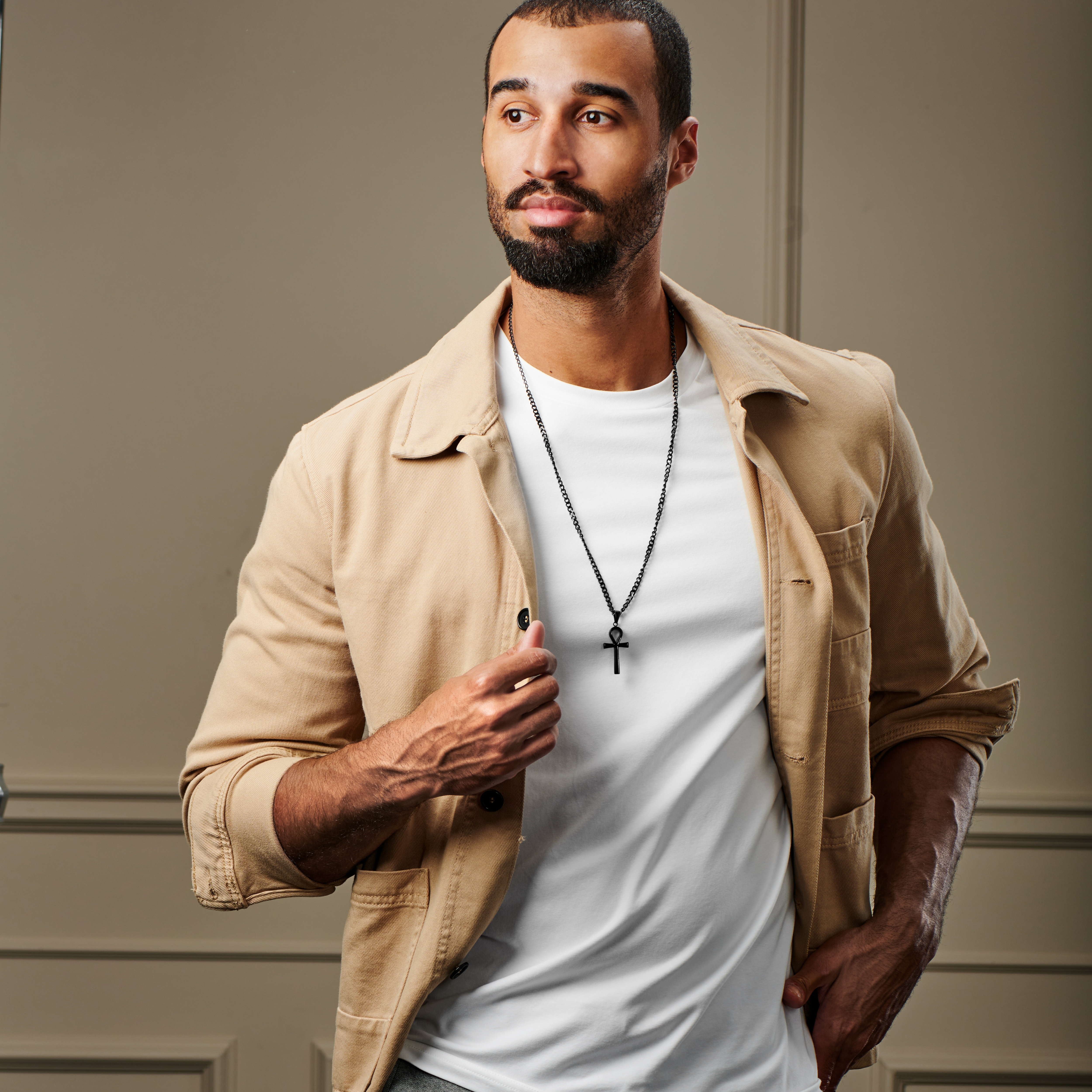 Náhrdelník v čiernej farbe s krížom Ankh  - 6