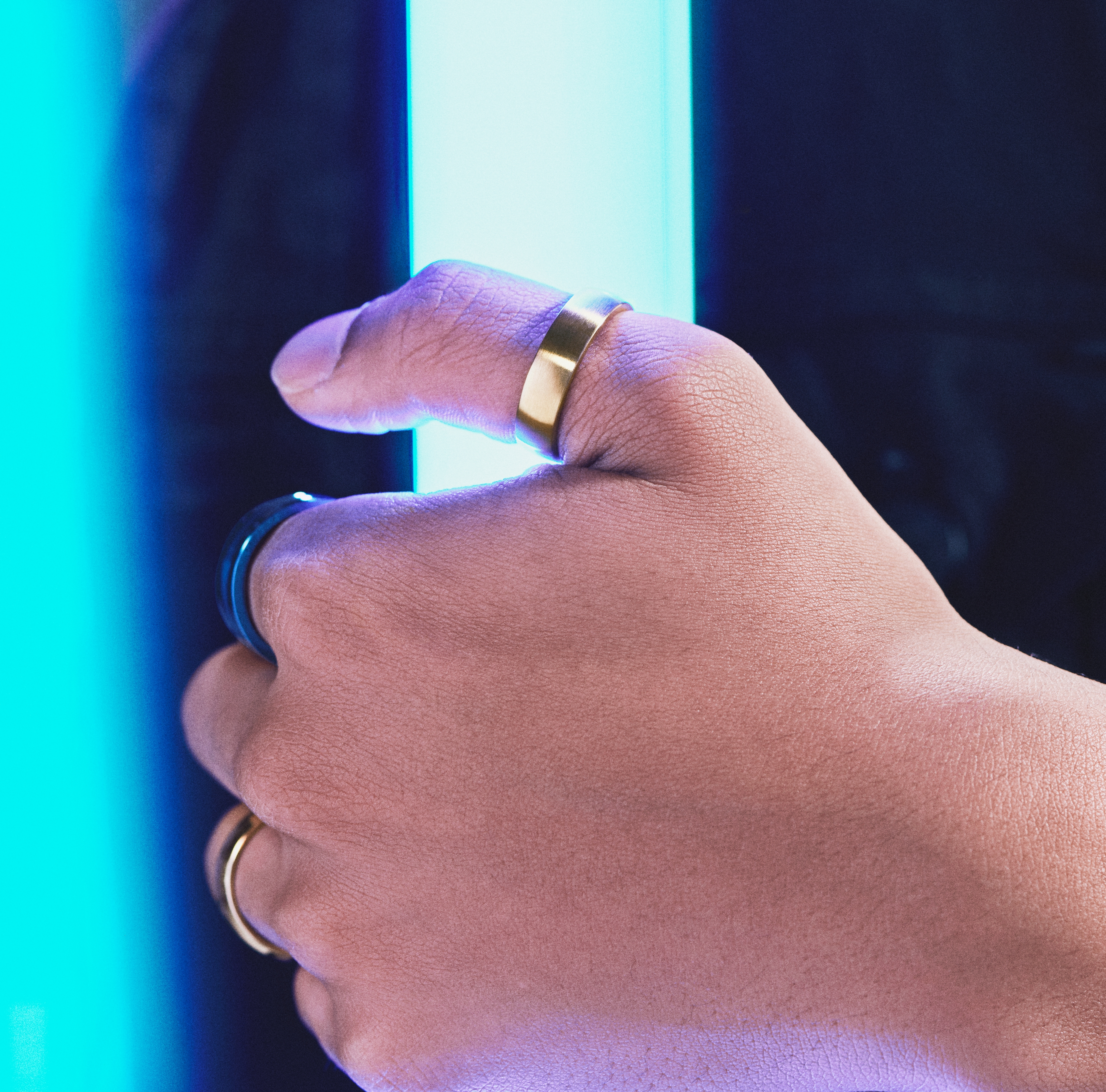 8 mm brúsený prsteň so skoseným okrajom z nehrdzavejúcej ocele v zlatej farbe - 2