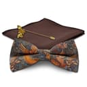 Braunes und goldfarbenes Anzug-Accessoires-Set Braunes und goldfarbenes Anzug-Accessoires-Set