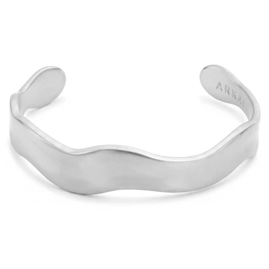 Organic | Dune bangle van verzilverd roestvrij staal Organic | Dune bangle van verzilverd roestvrij staal