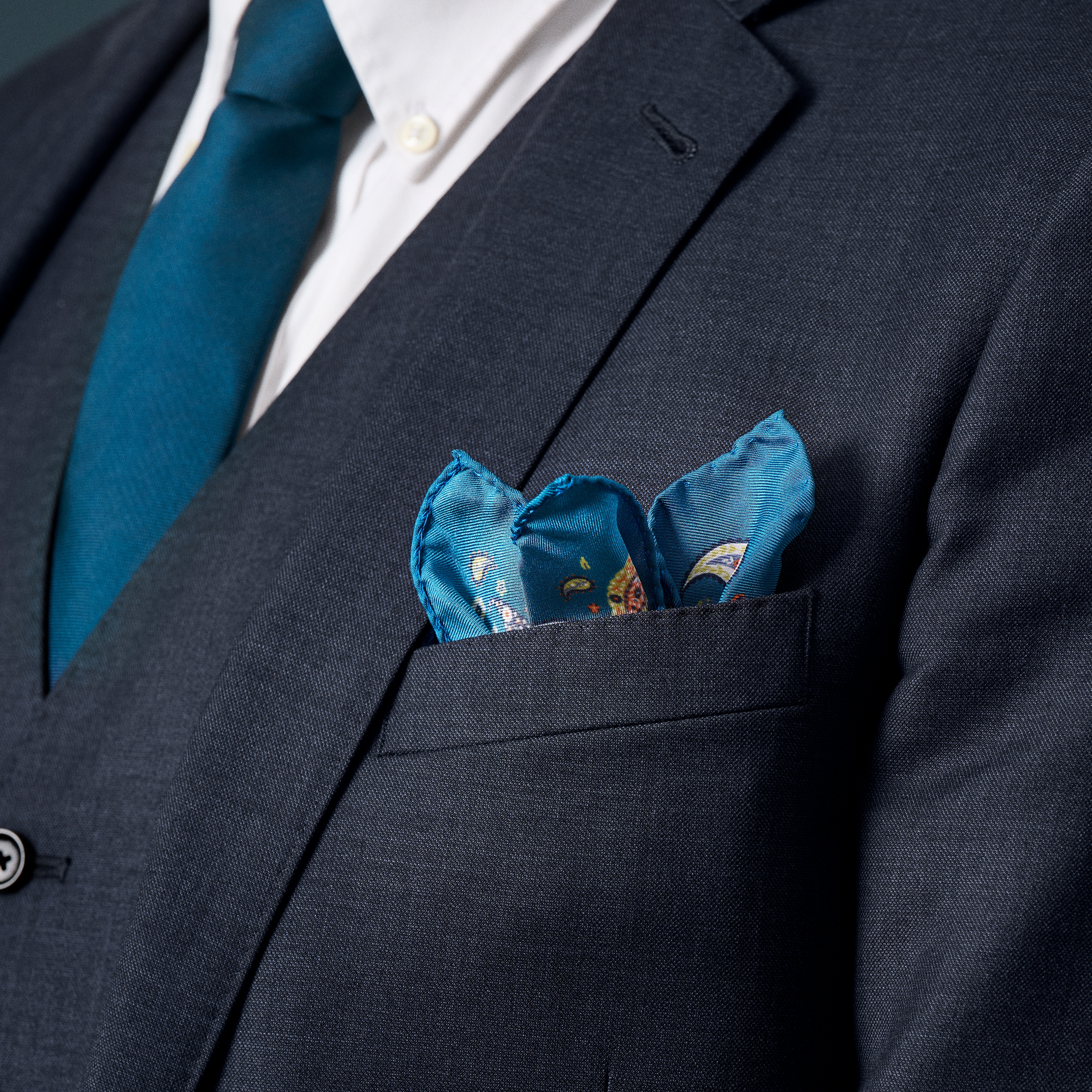 Virtuo | Blue and Yellow Paisley Silk Pocket Square - 3