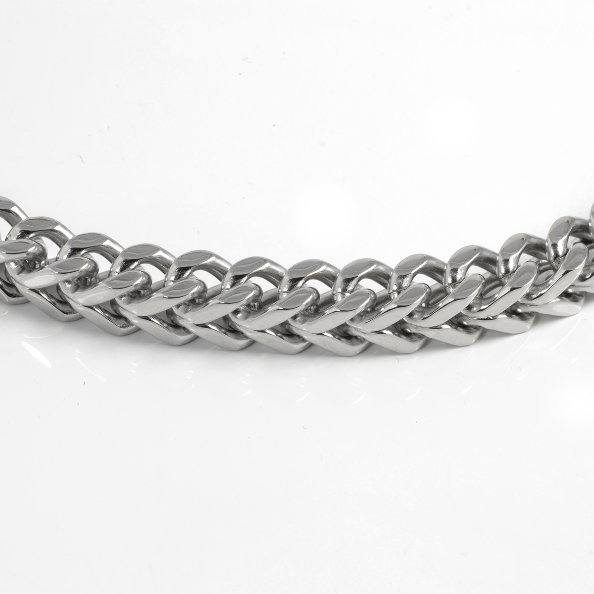 Stylische silberfarbene Stahl Halskette - 2