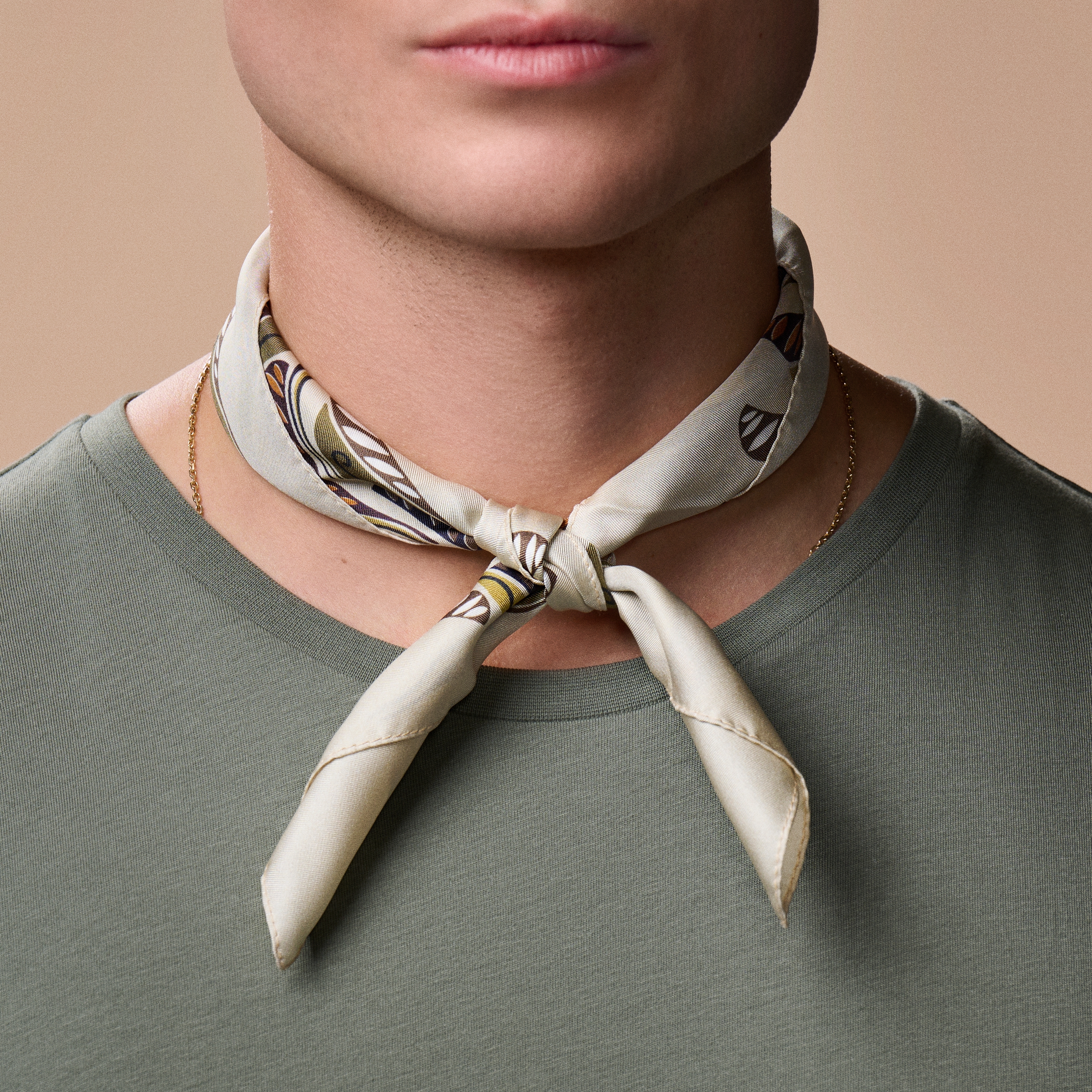 Virtuo | Brown Feather Silk Neckerchief - 2