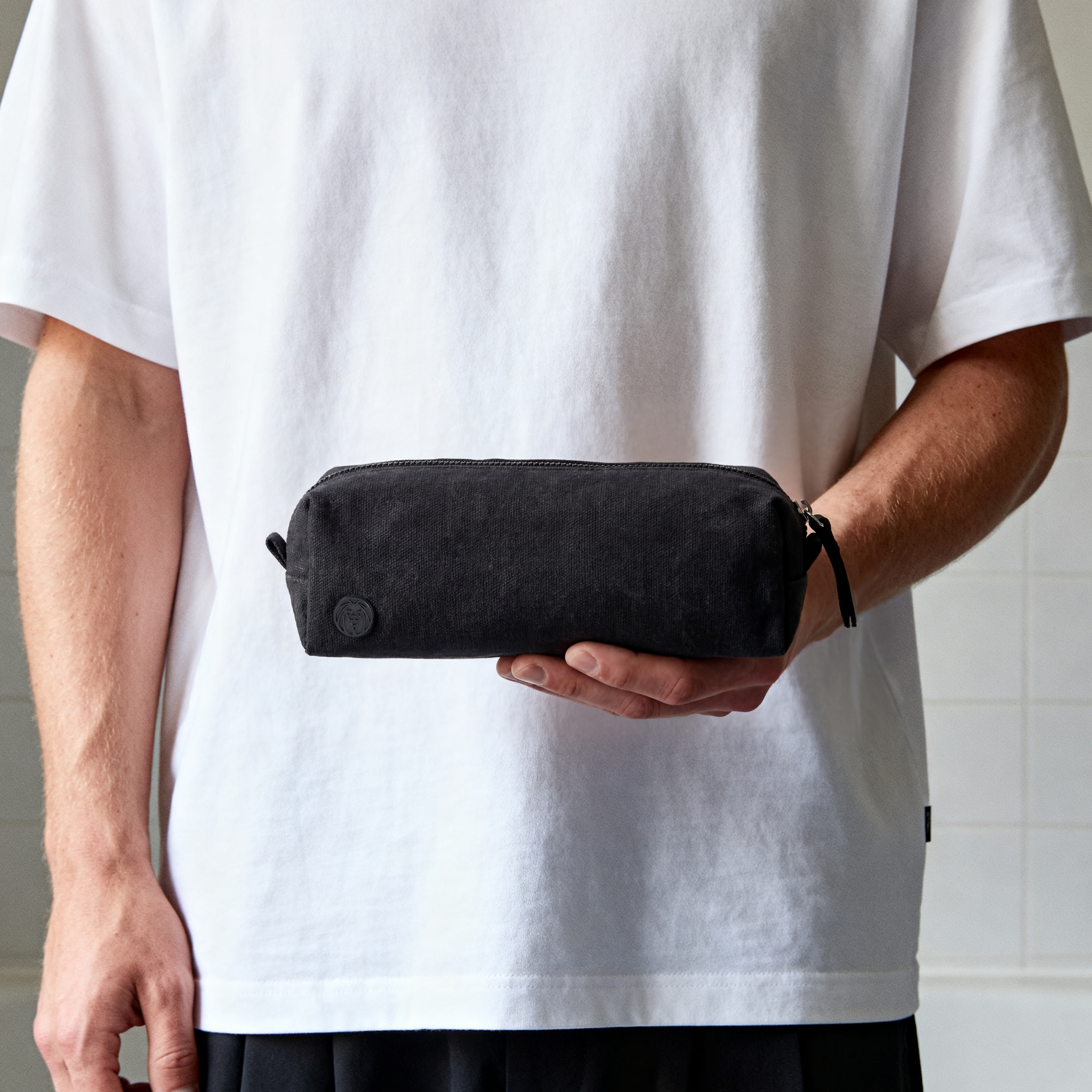Svart Mini Vaxad Kanvas Necessär - 3