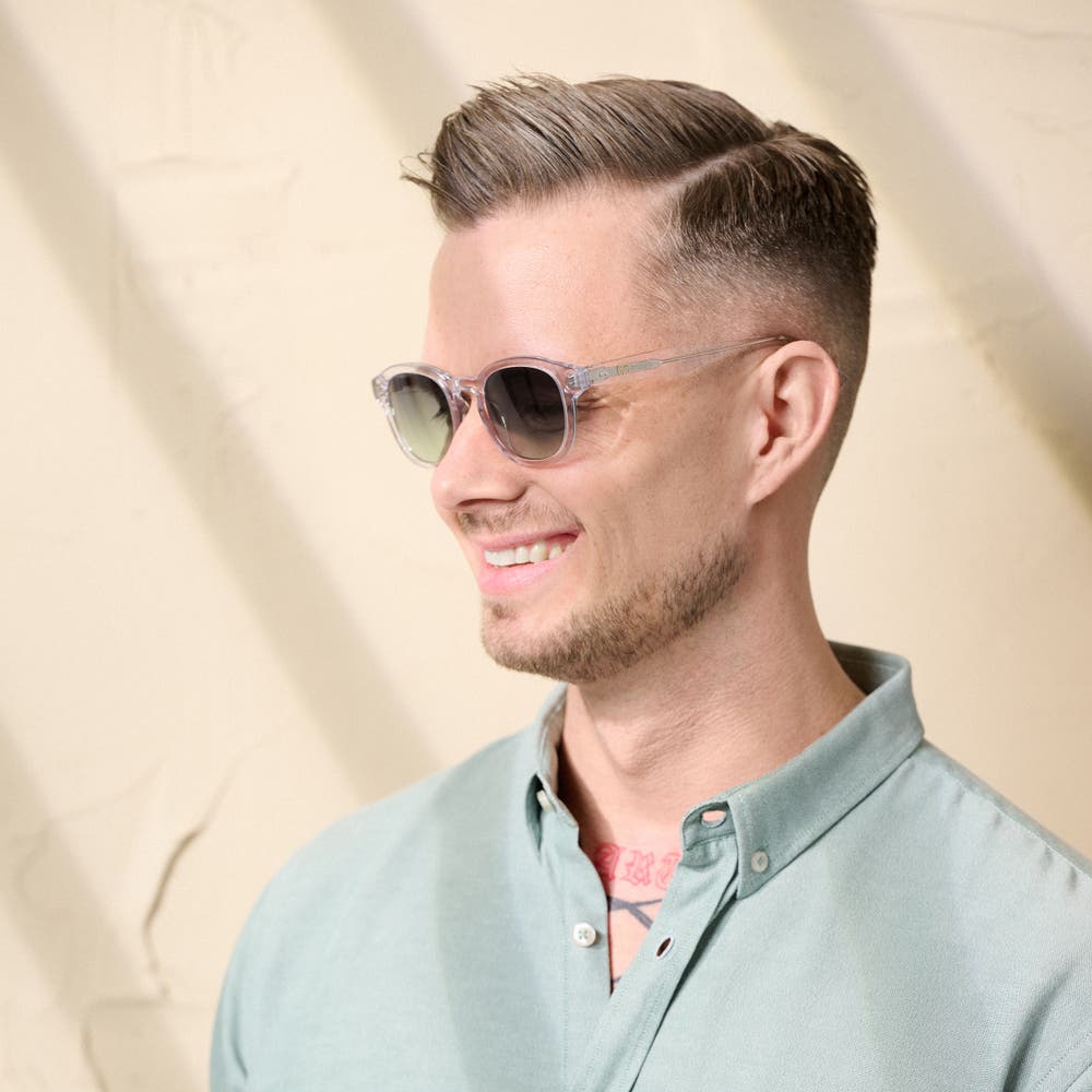 hover: Square Green Horn-Rimmed Bille Sunglasses hover: Square Green Horn-Rimmed Bille Sunglasses