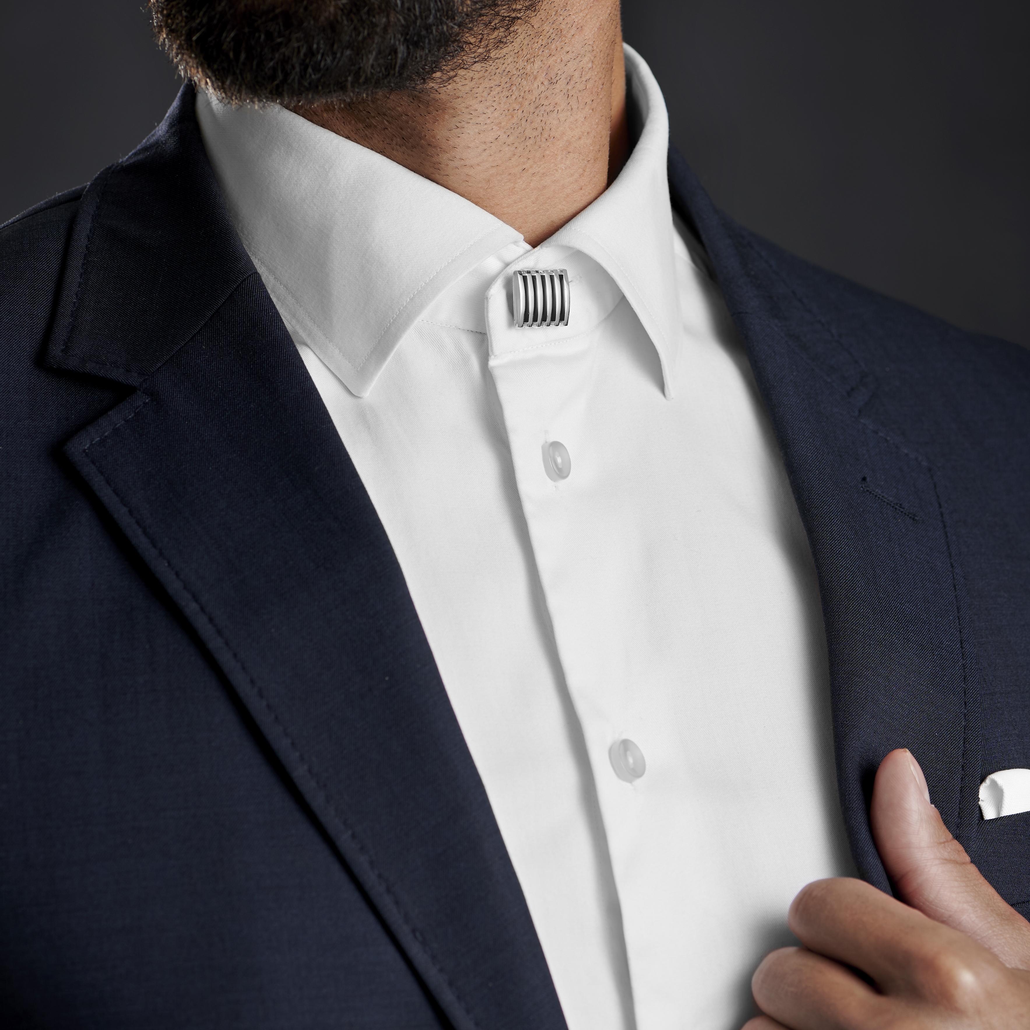 Czarno-srebrzyste osłony na guziki - 6