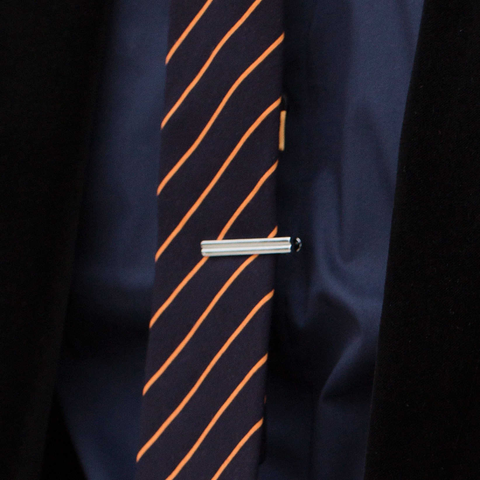 Kratka elegantna srebrna sponka za kravato - 5