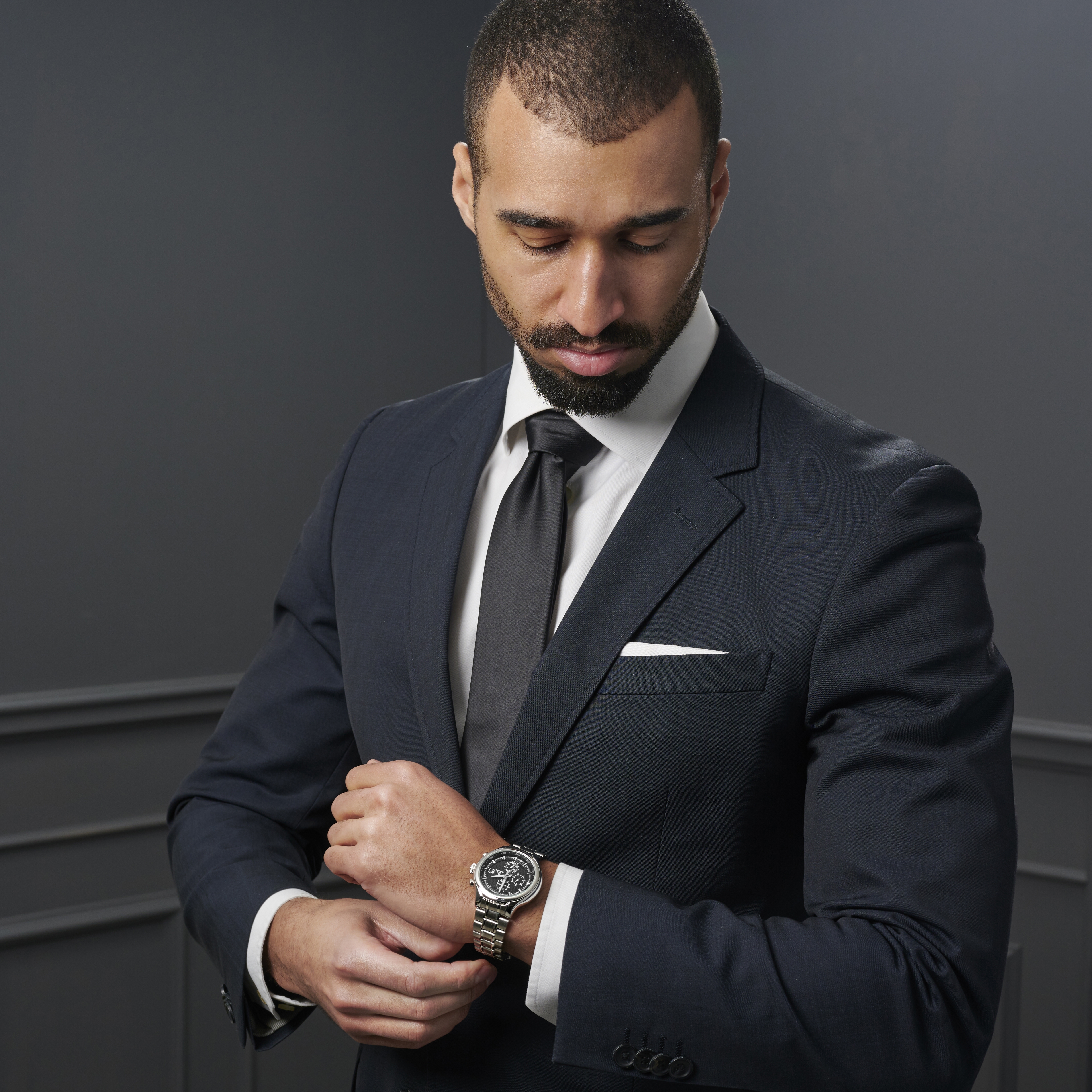 Sort-på-Sølvfarve Ur - 5