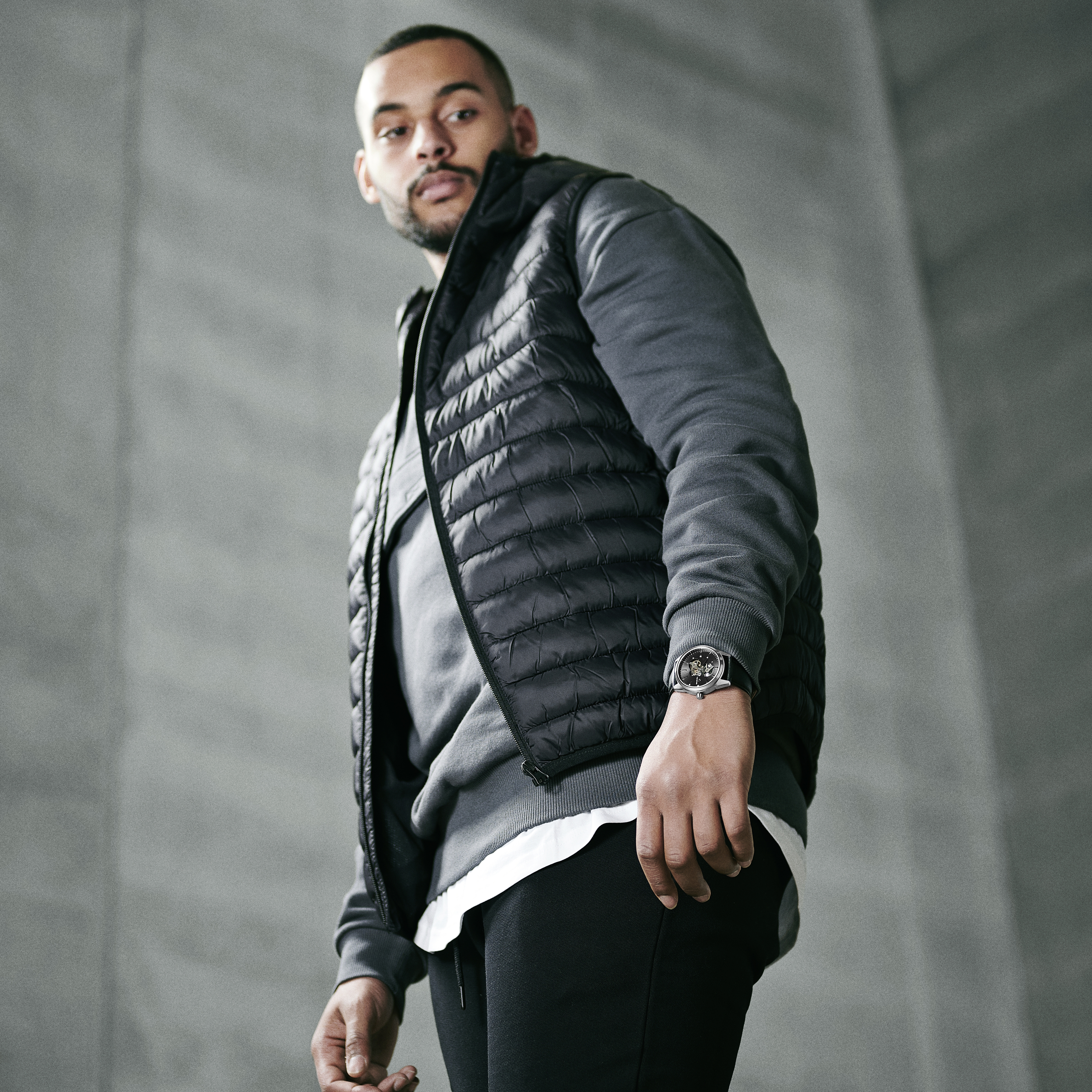 Cor | Silver-Tone Stainless Steel Skeleton Watch With Black Dial - 5