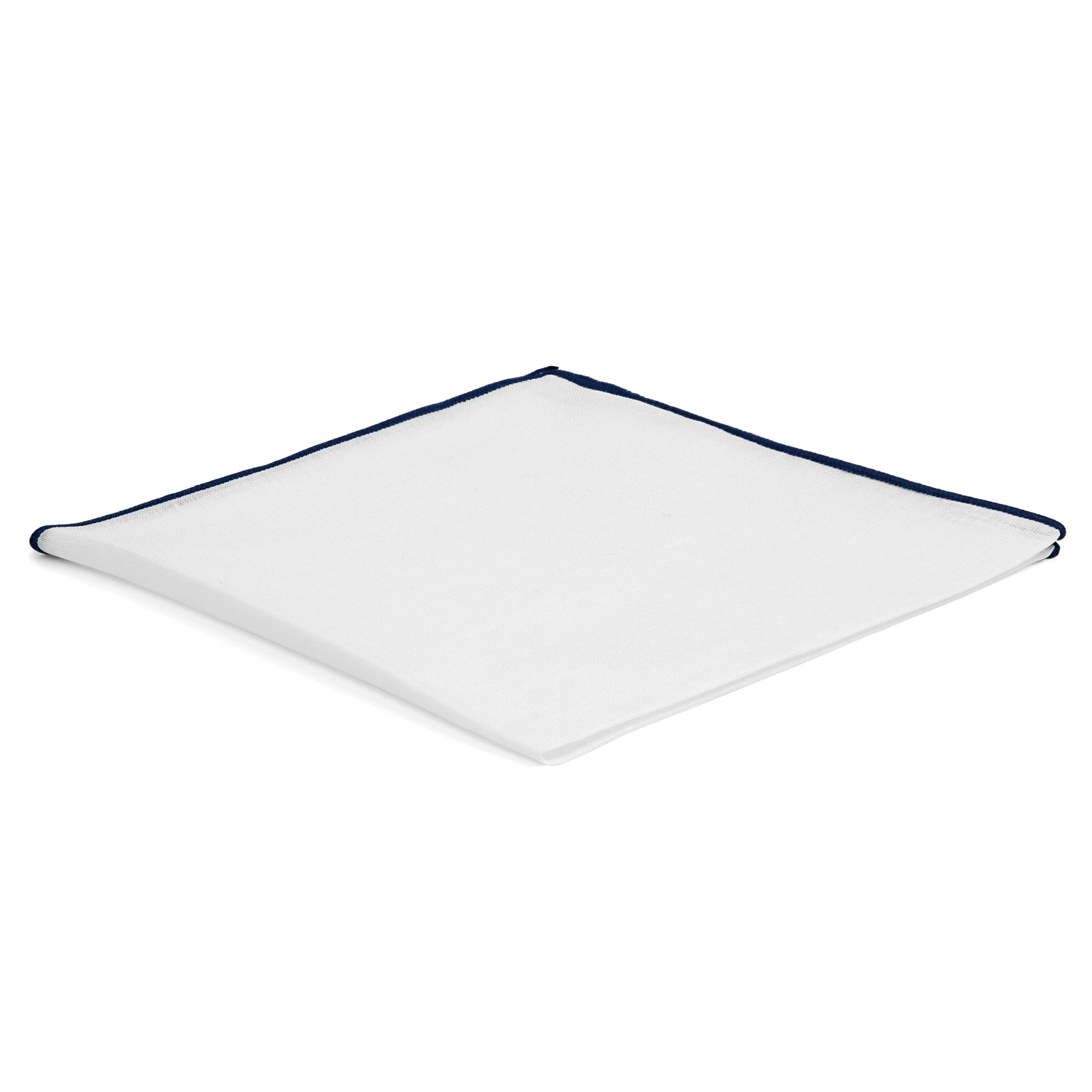 Witte pochet met marineblauwe randen Witte pochet met marineblauwe randen