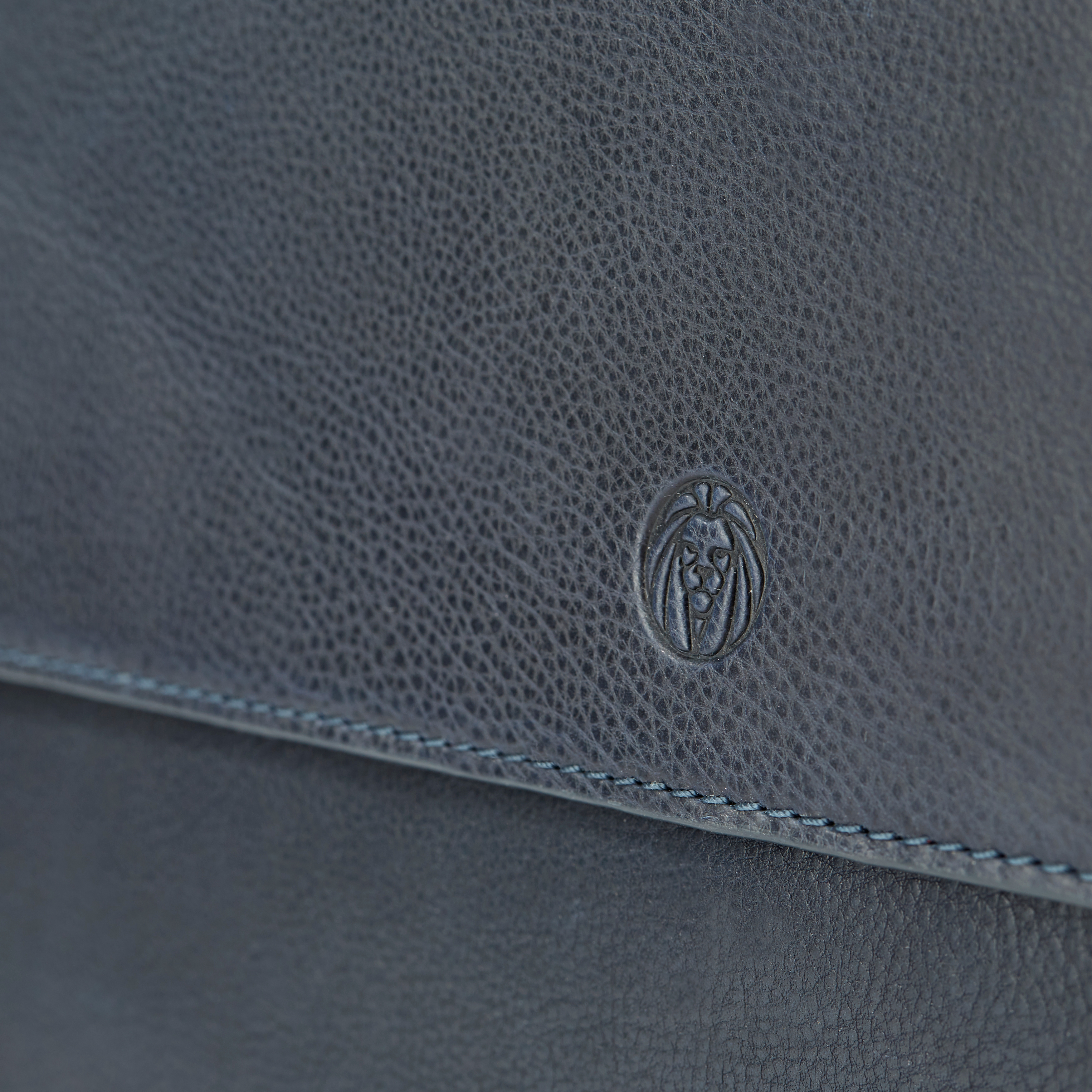 Lavi Navy Leather Messenger Bag  - 6