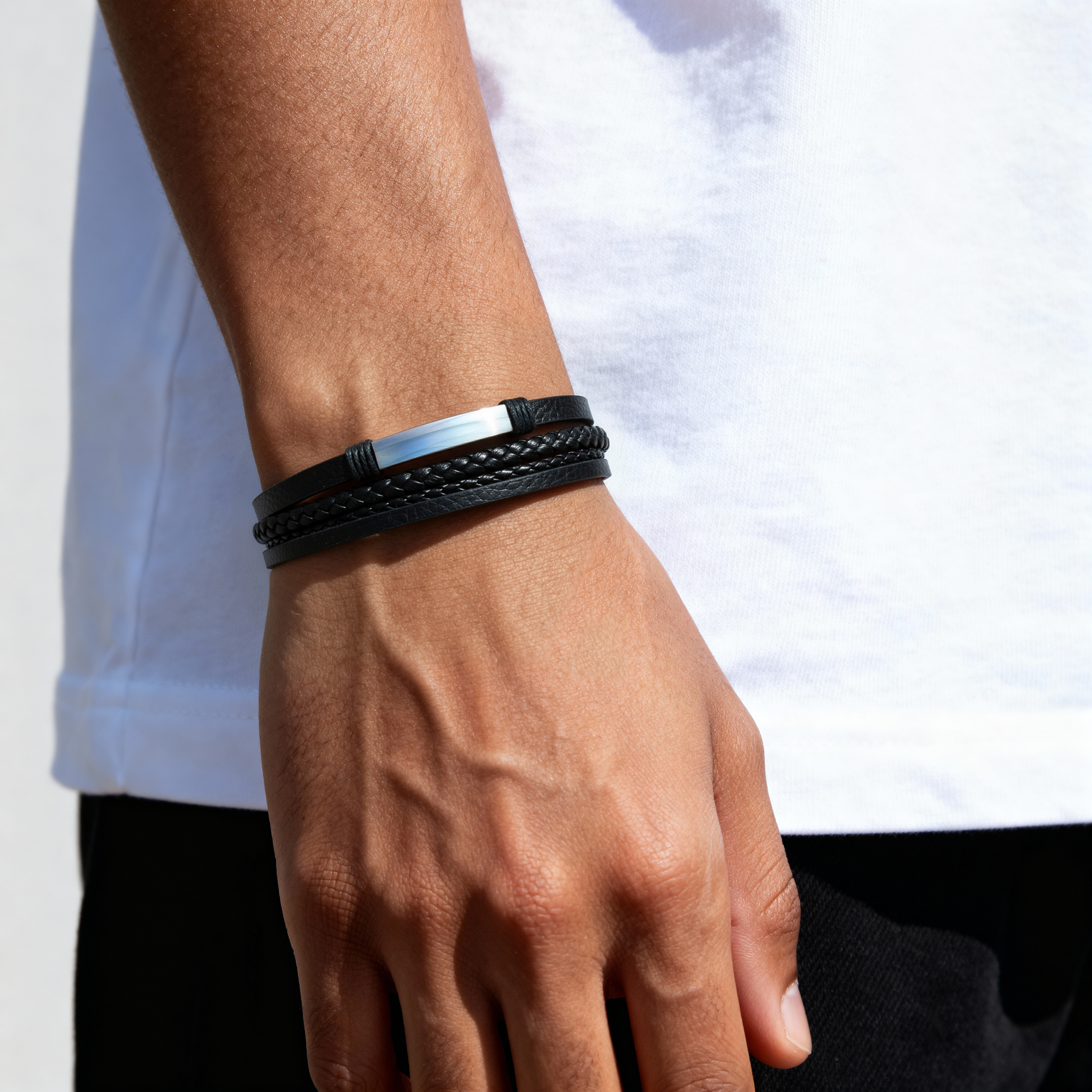 Lihvitud hõbedatooni roostevaba terase ID käevõru - 2