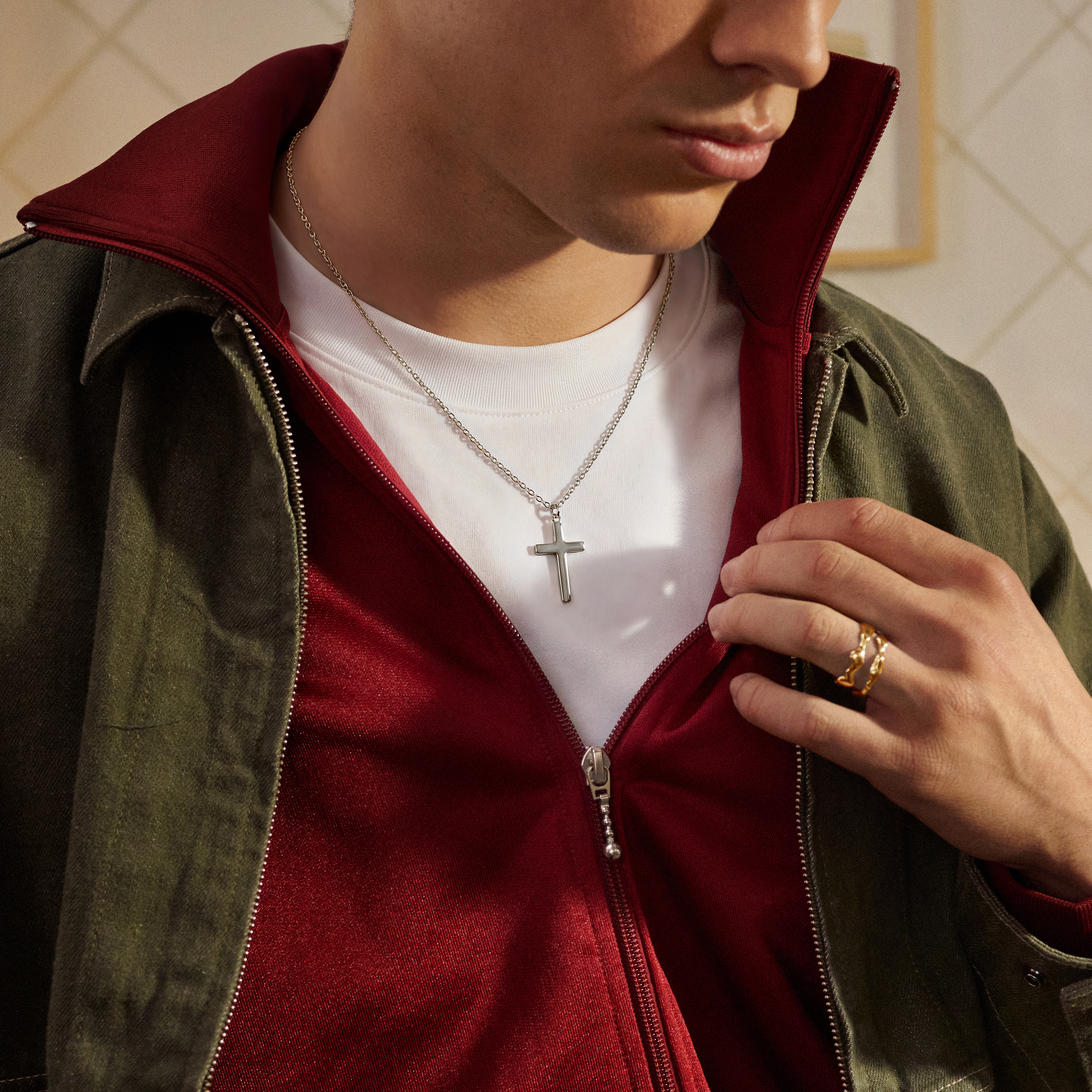 New Classics | Collier avec pendentif croix en acier inoxydable argenté - 2 mm - 3