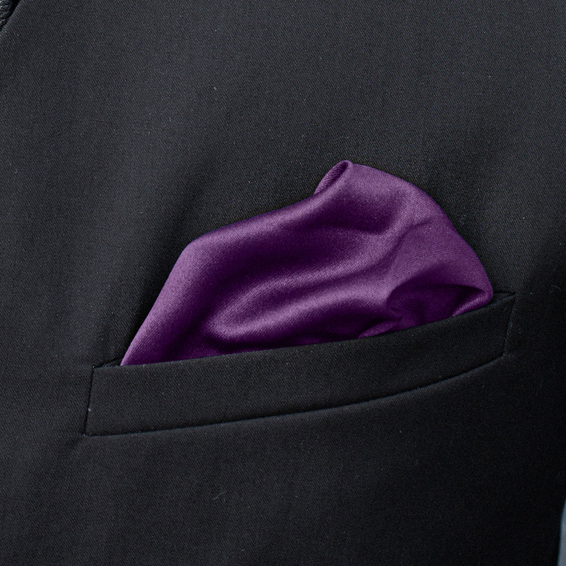 Pochette de costume unie violet foncé - 3