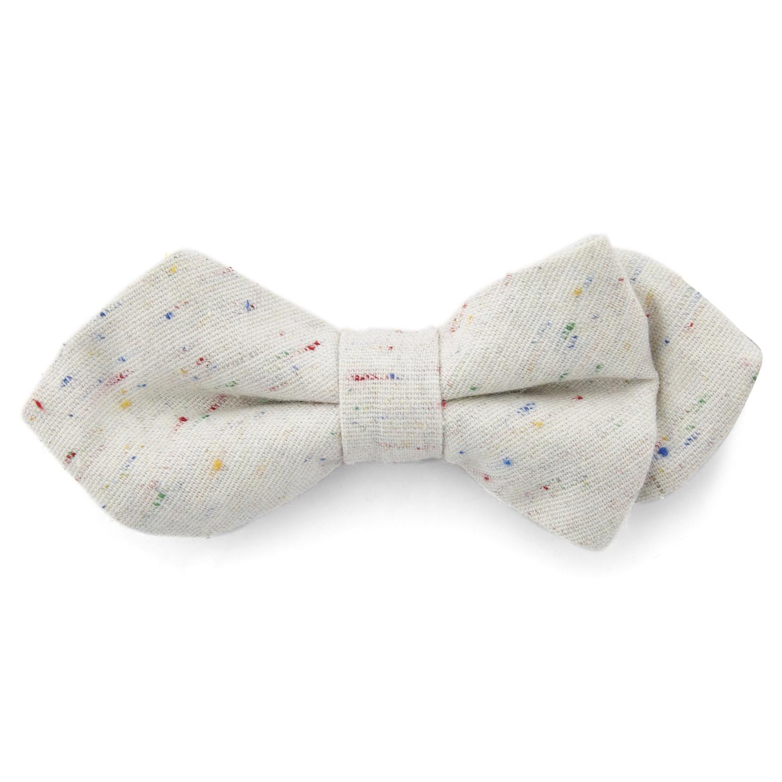 White Linen Pointy Pre-Tied Bow Tie White Linen Pointy Pre-Tied Bow Tie