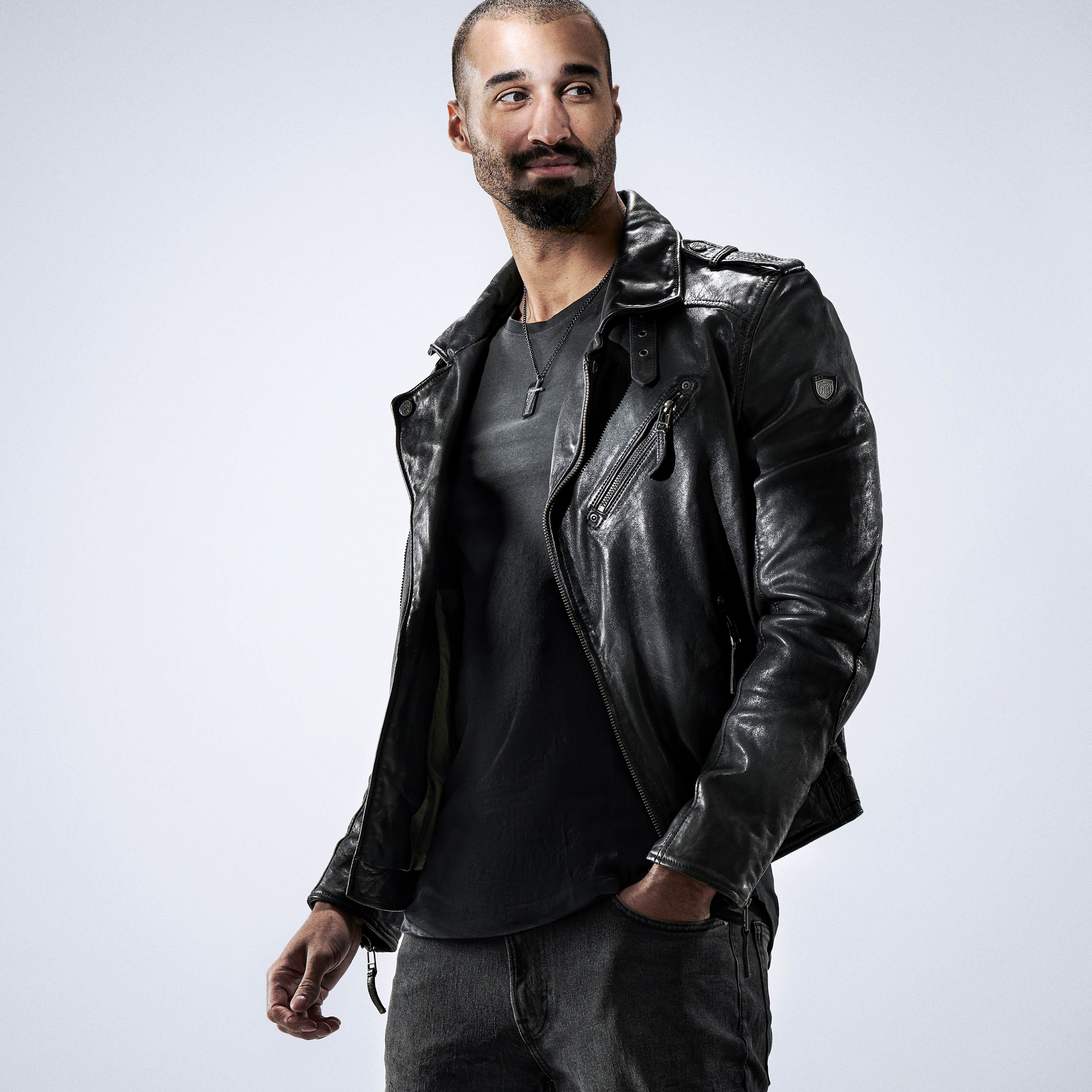 Icarus | Black & Silver-Tone Stainless Steel Dog Tag & Cross Curb Chain Necklace - 5