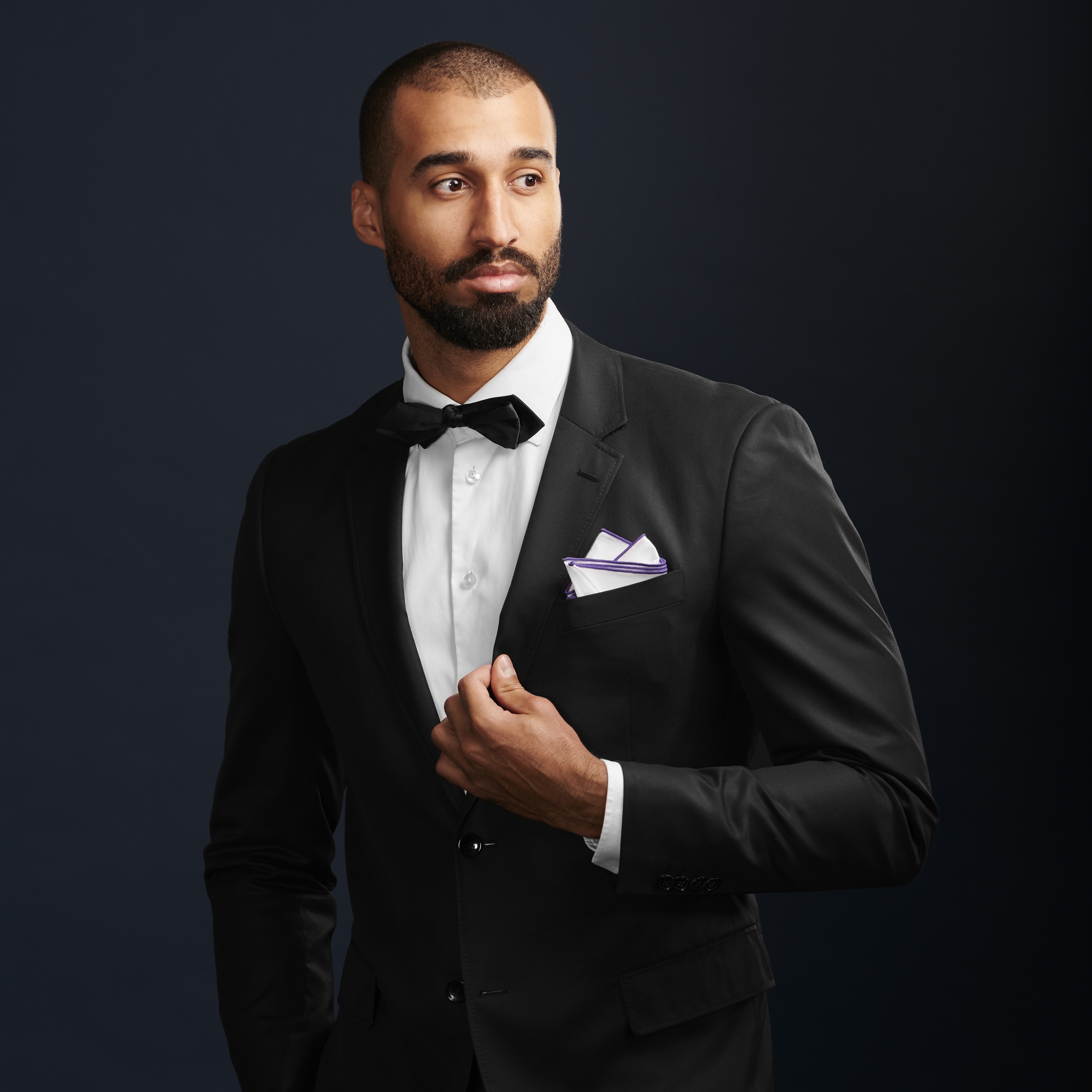 Fehér vászon díszzsebkendő lila szegéllyel - 4