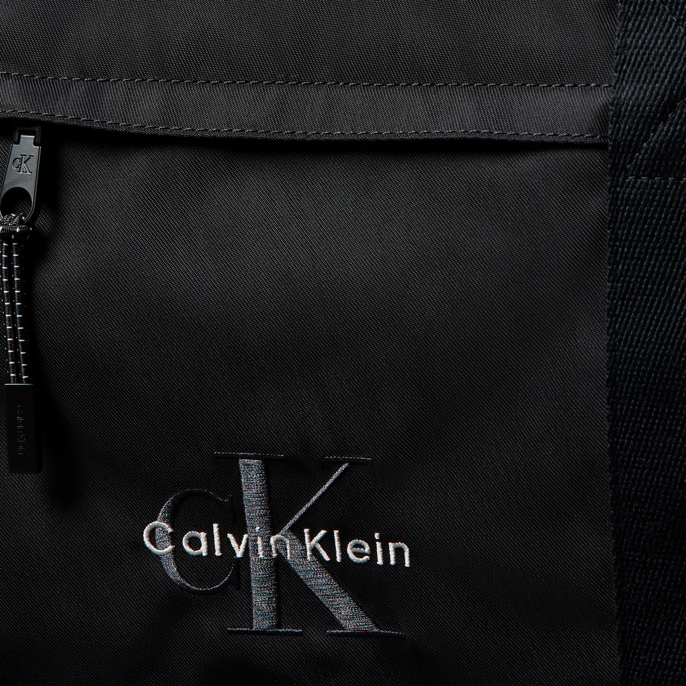 Calvin Klein | Bolsa de deporte negra - 4