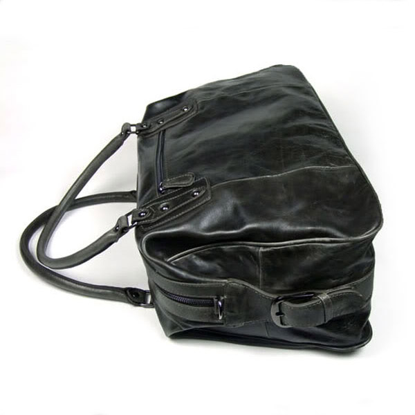 Mattschwarze Ledertasche - 3