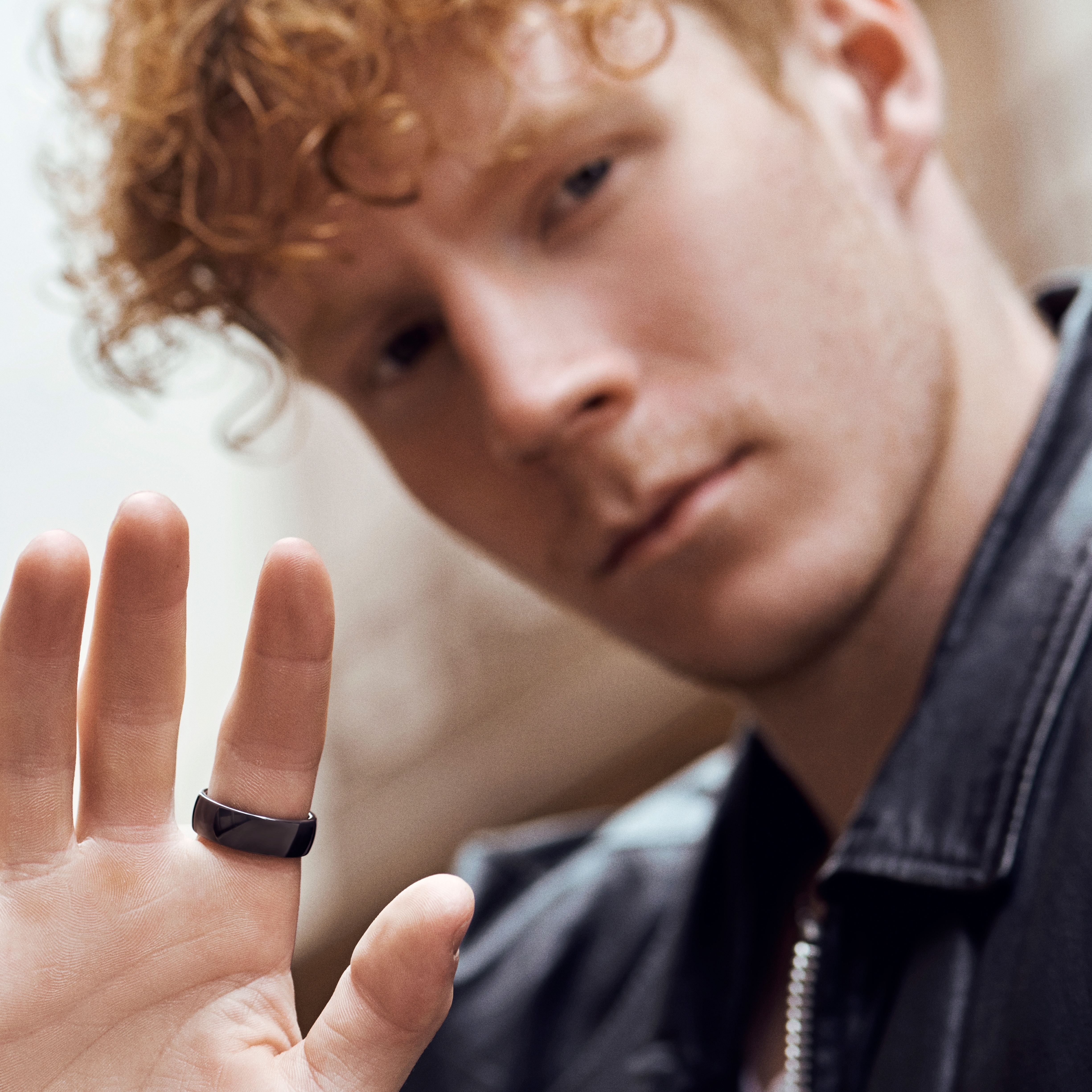 Bague en céramique polie gris foncé - 4