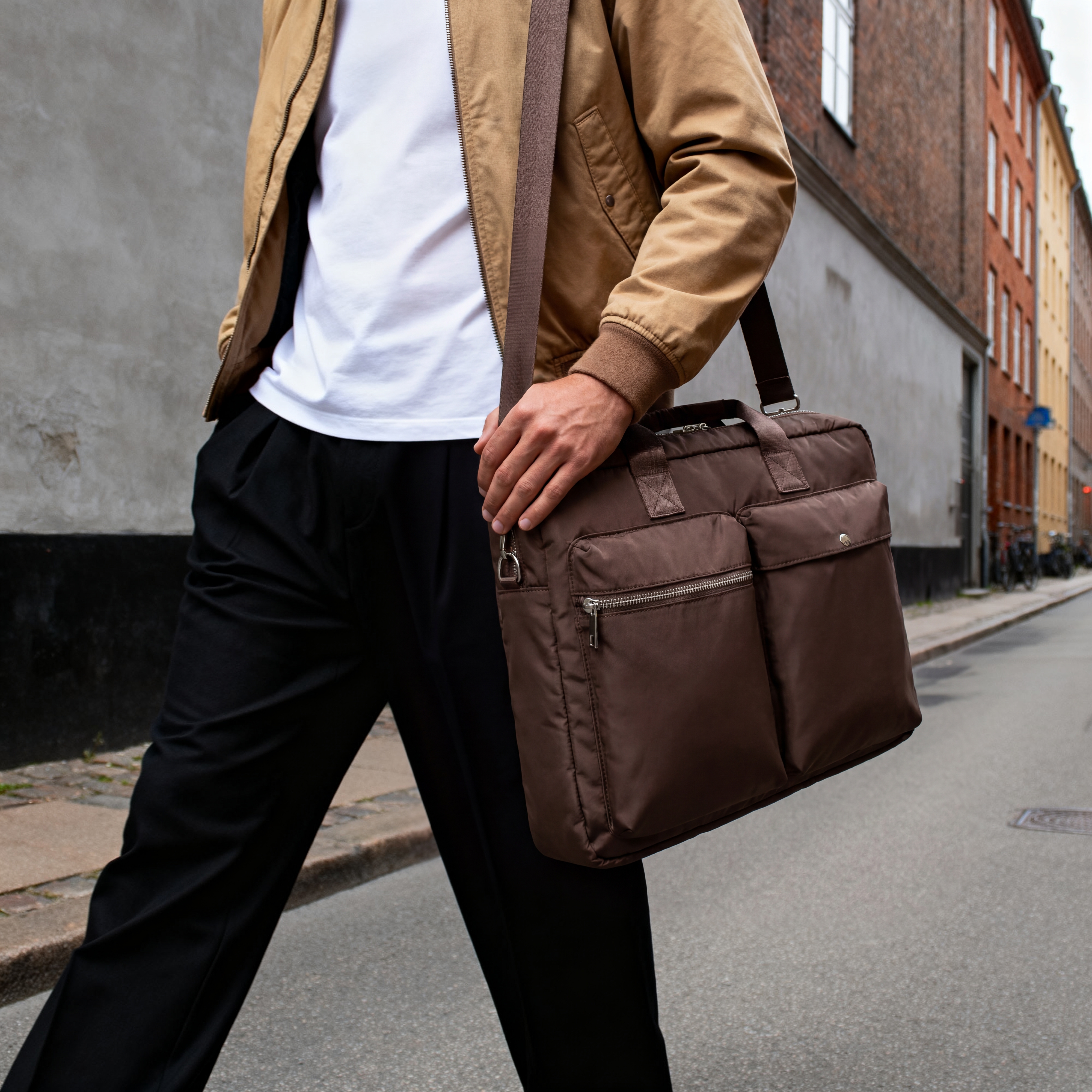 FAZE | Bolso messenger acolchado marrón - 3