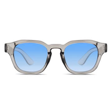 Слънчеви очила със сини преливащи стъкла и прозрачни геометрични дебели рамки