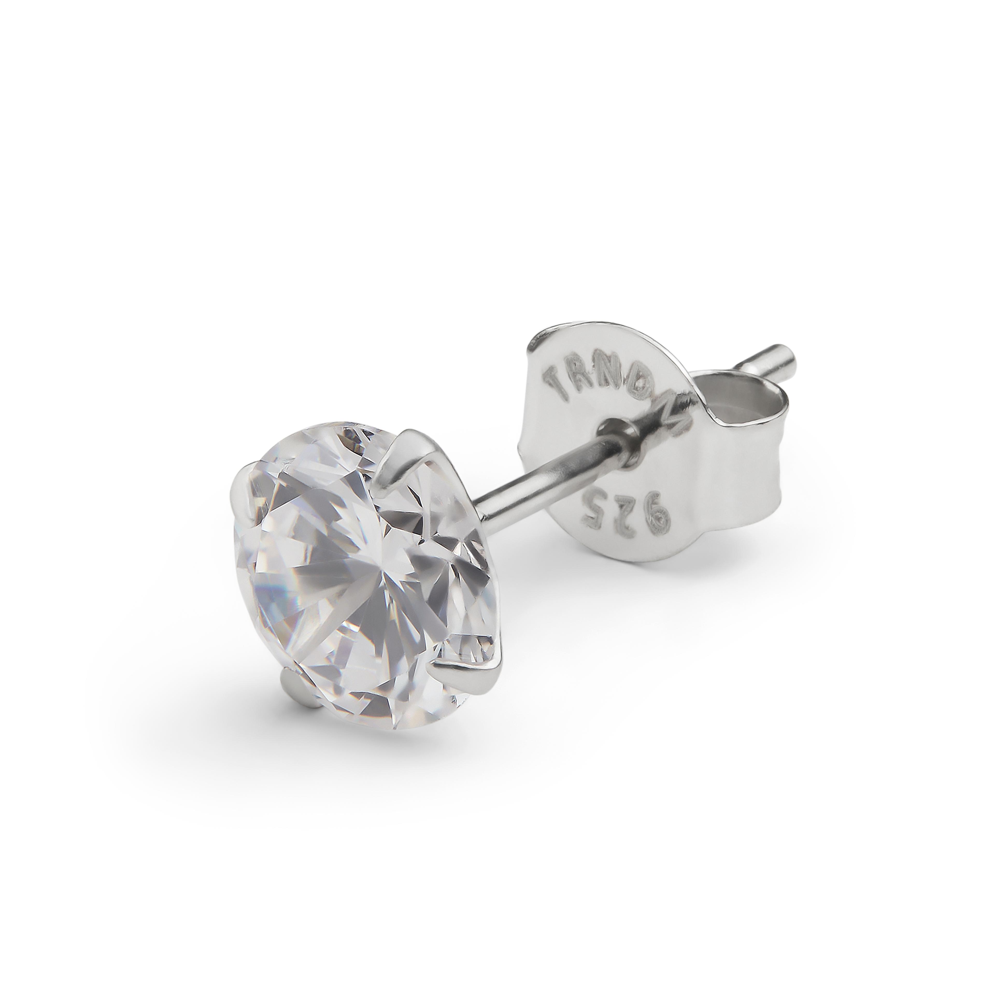 Nova | 925 Sterling Silver Round 7A Premium Zirconia Earring - 6mm Nova | 925 Sterling Silver Round 7A Premium Zirconia Earring - 6mm