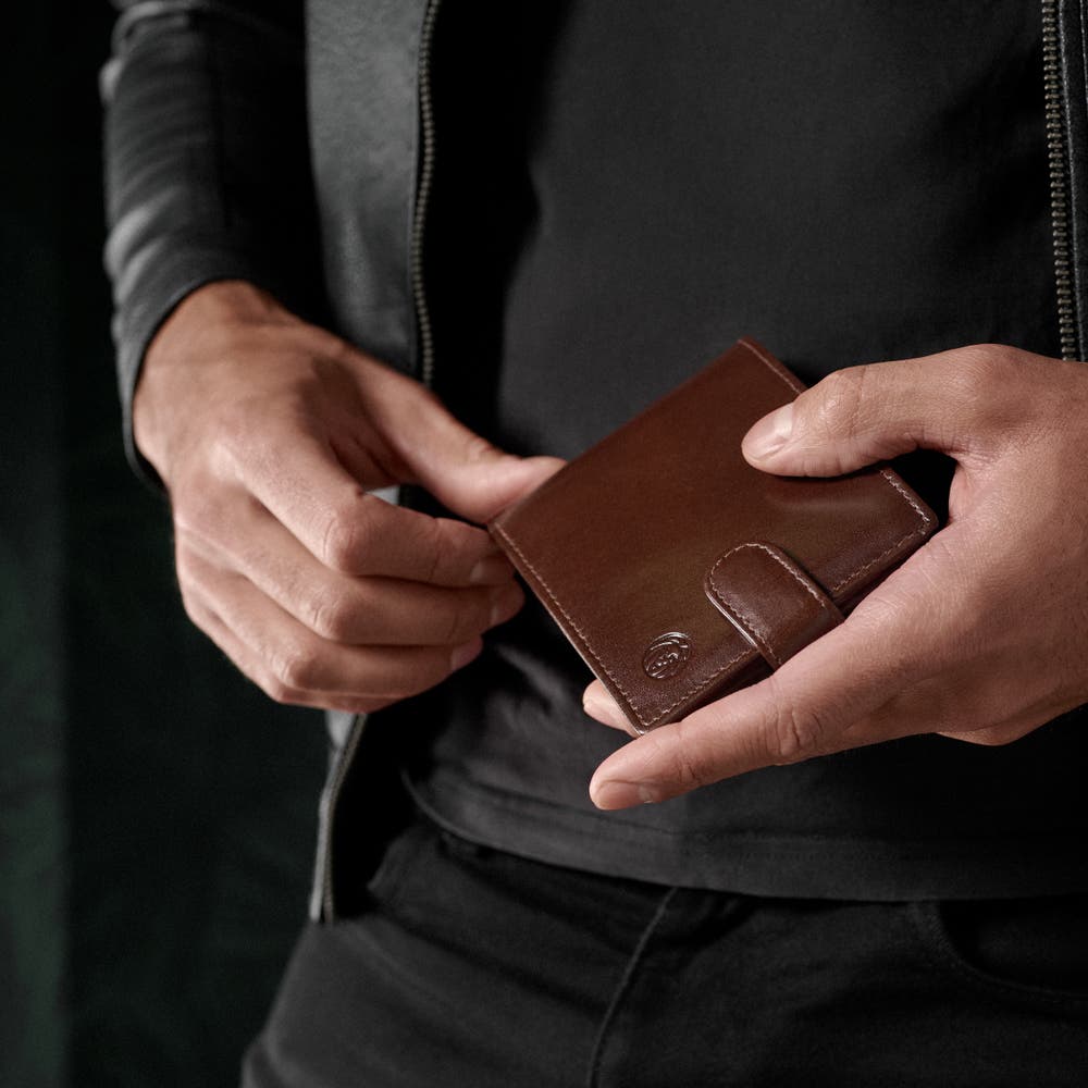 hover: Brown Ergonomic Jasper Leather Wallet hover: Brown Ergonomic Jasper Leather Wallet