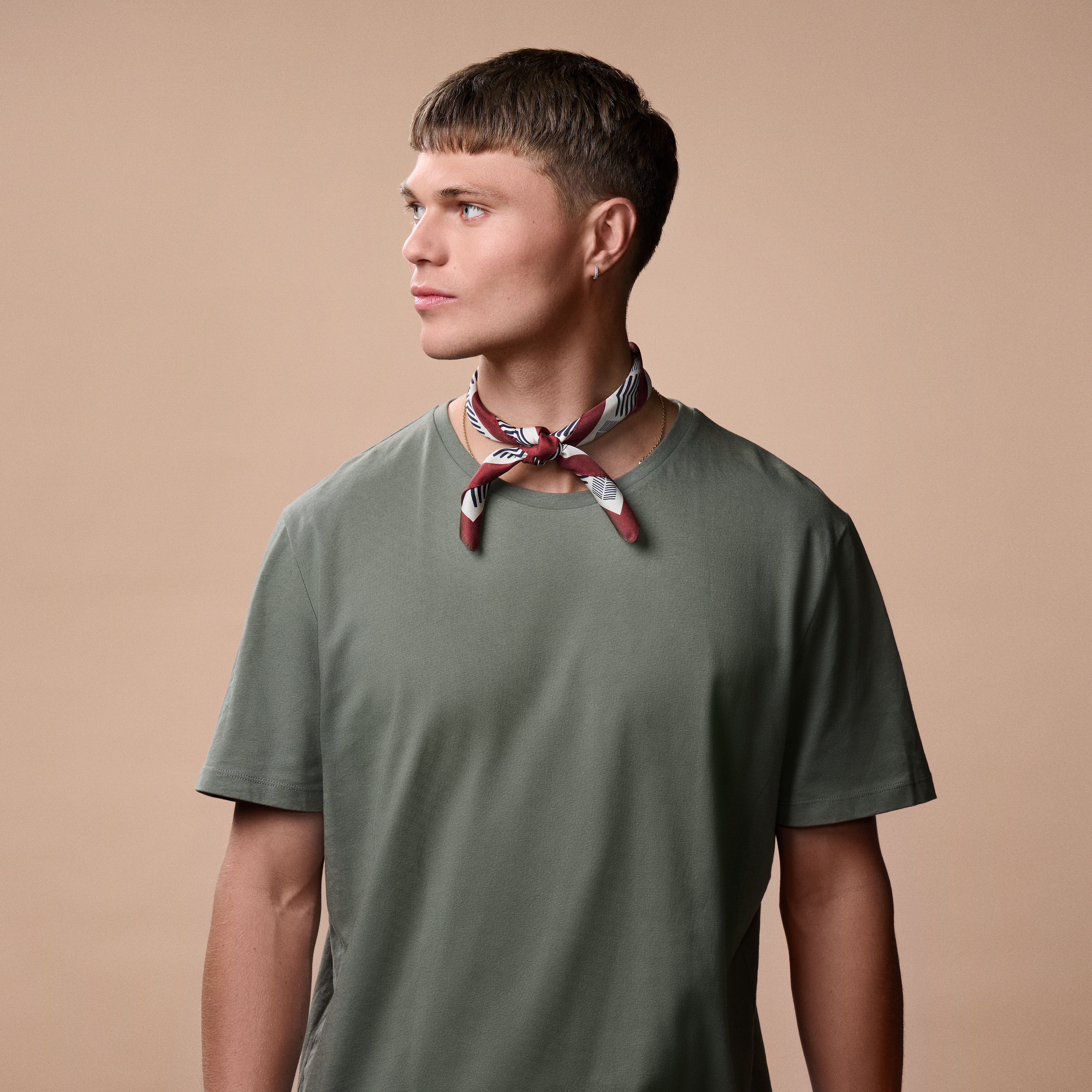 Virtuo | Foulard in seta con righe rosse e blu - 3