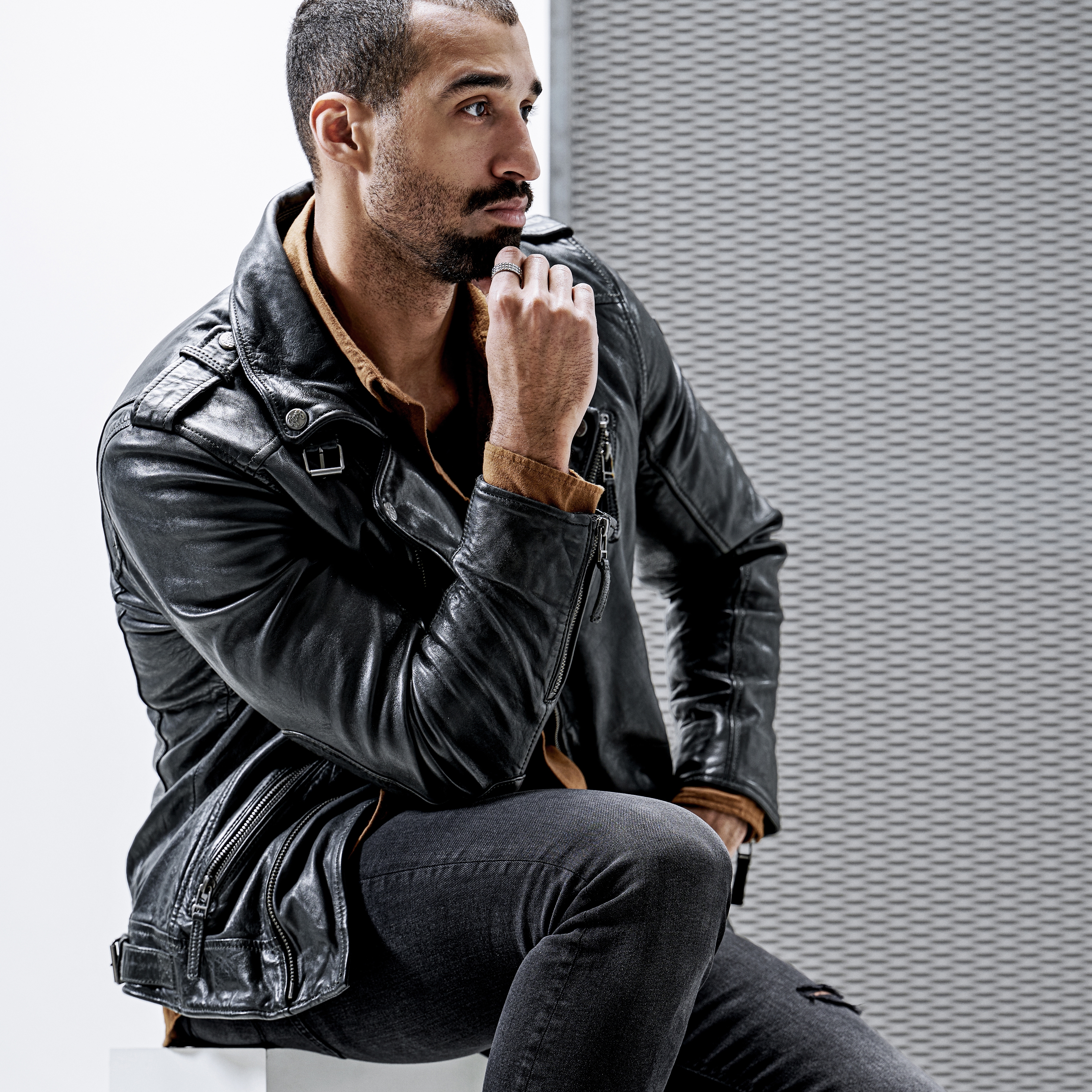 Anneau en acier Pearce Pyramis - 4