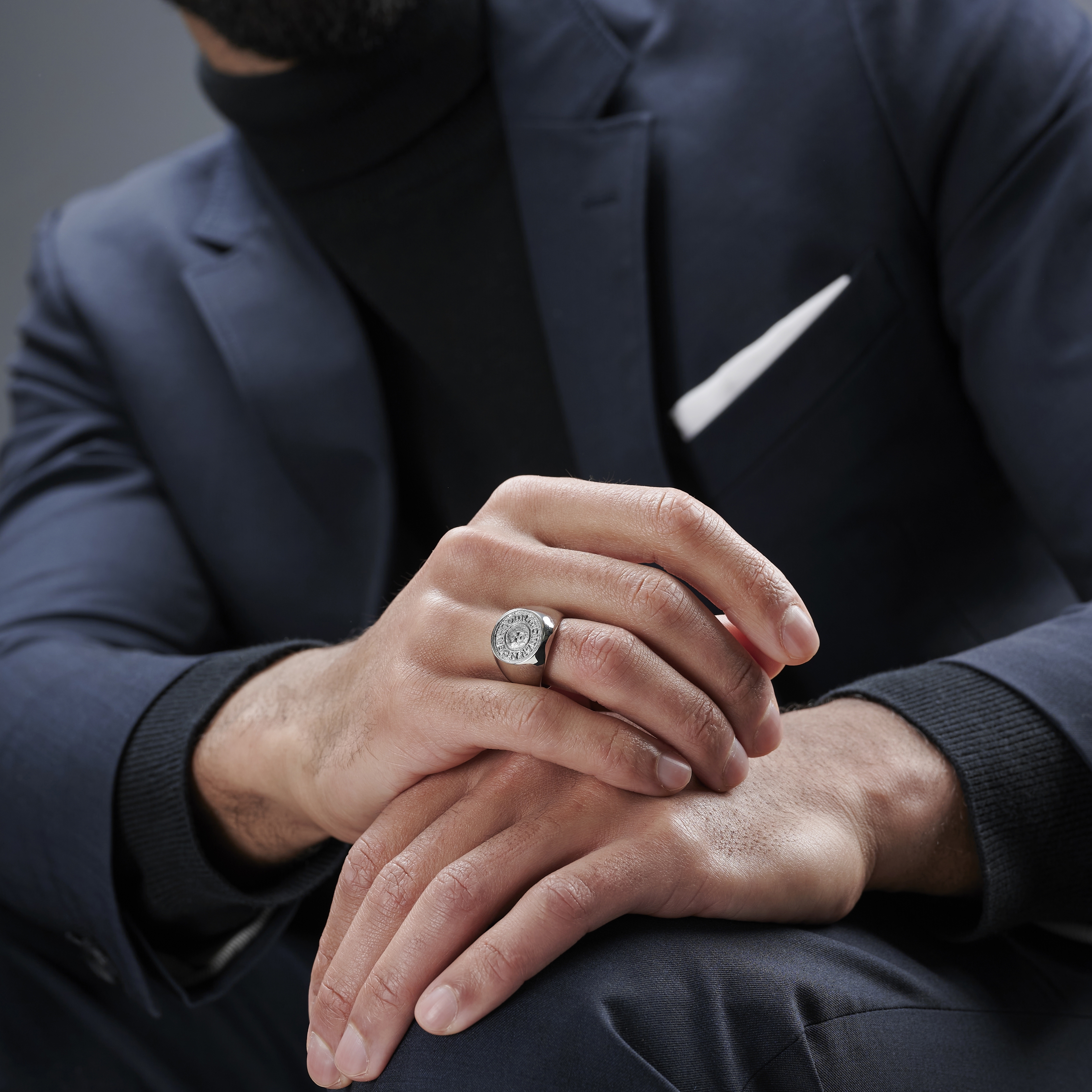 Bague noire et argentée Lonya Makt - 4