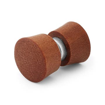 Brązowy drewniany kolczyk magnetyczny