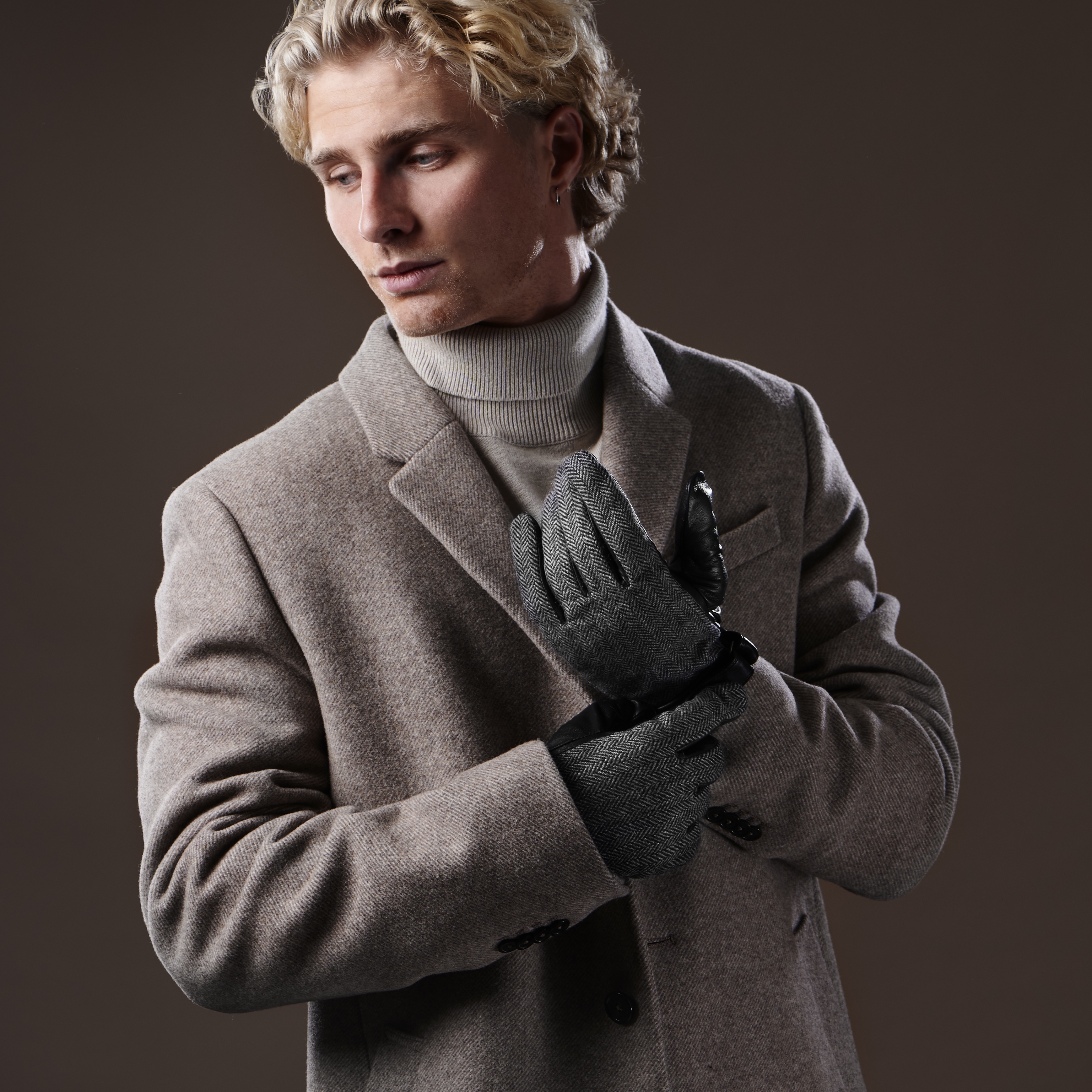 Black & Gray Herringbone Pattern Sheep Leather Gloves - 5