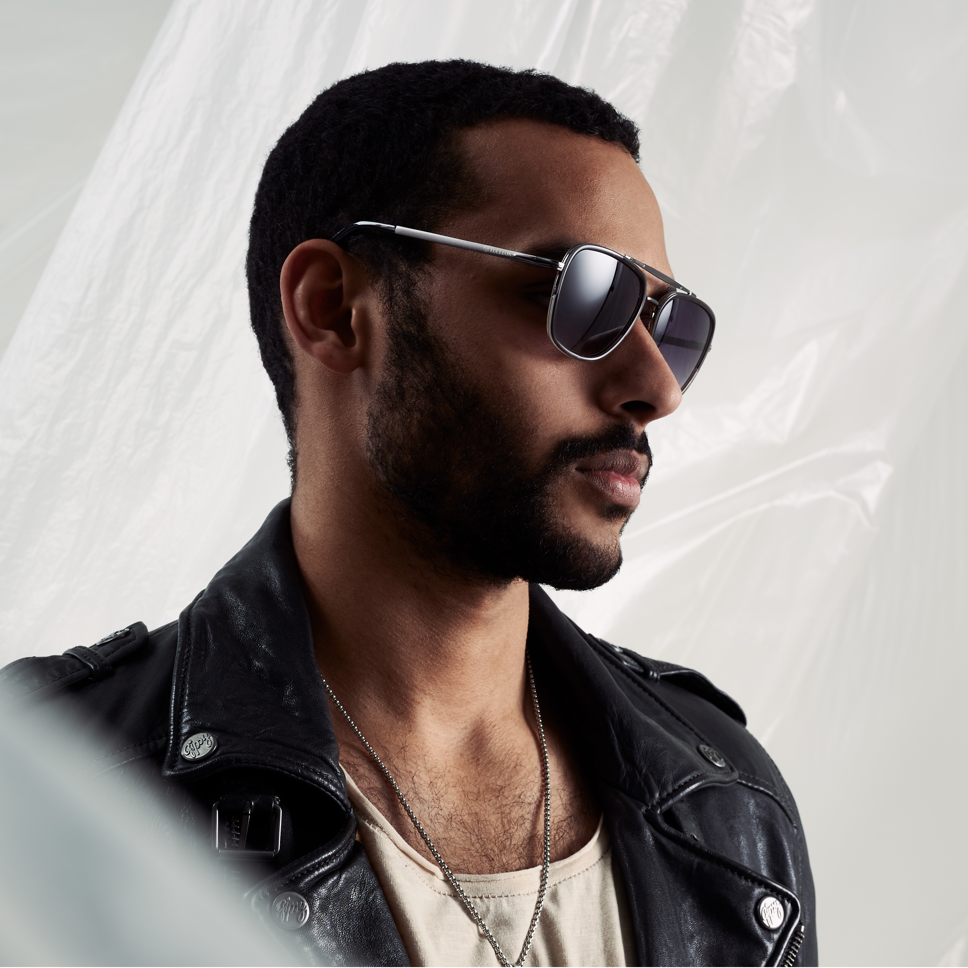 Svarta & Stålfärgade Fyrkantiga Pilotglasögon med Polariserade Glas - 2