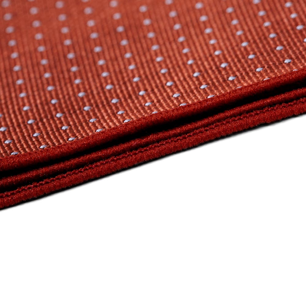 hover: Pochette de costume en soie brune à pois blancs hover: Pochette de costume en soie brune à pois blancs