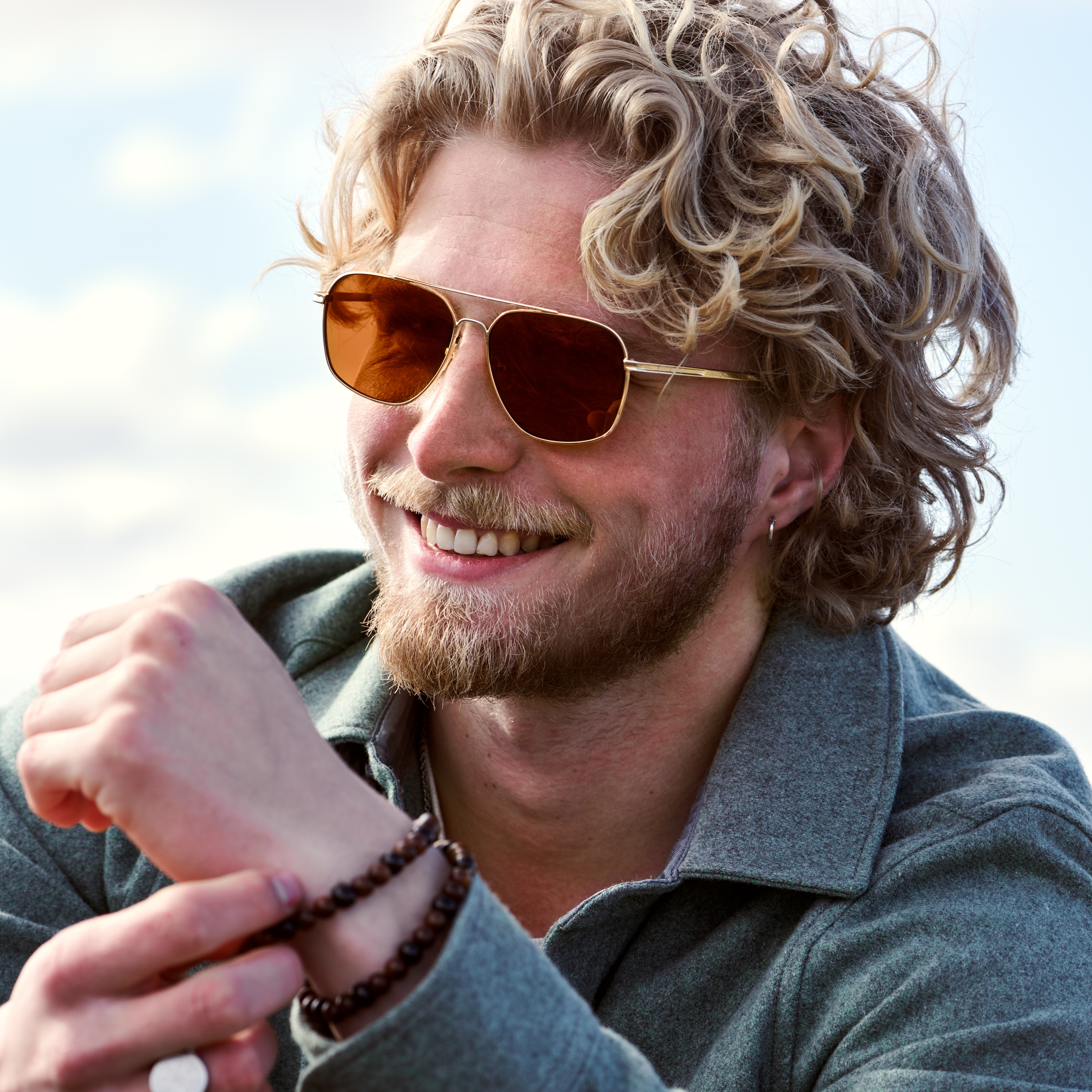 Wolcott Thea Solbriller i Guldfarve & Brun - 2