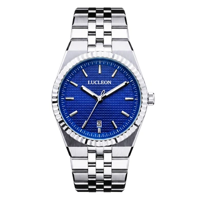 Flute | Zilverkleurig roestvrijstalen horloge met donkerblauwe wijzerplaat met textuur en jubilee band Flute | Zilverkleurig roestvrijstalen horloge met donkerblauwe wijzerplaat met textuur en jubilee band