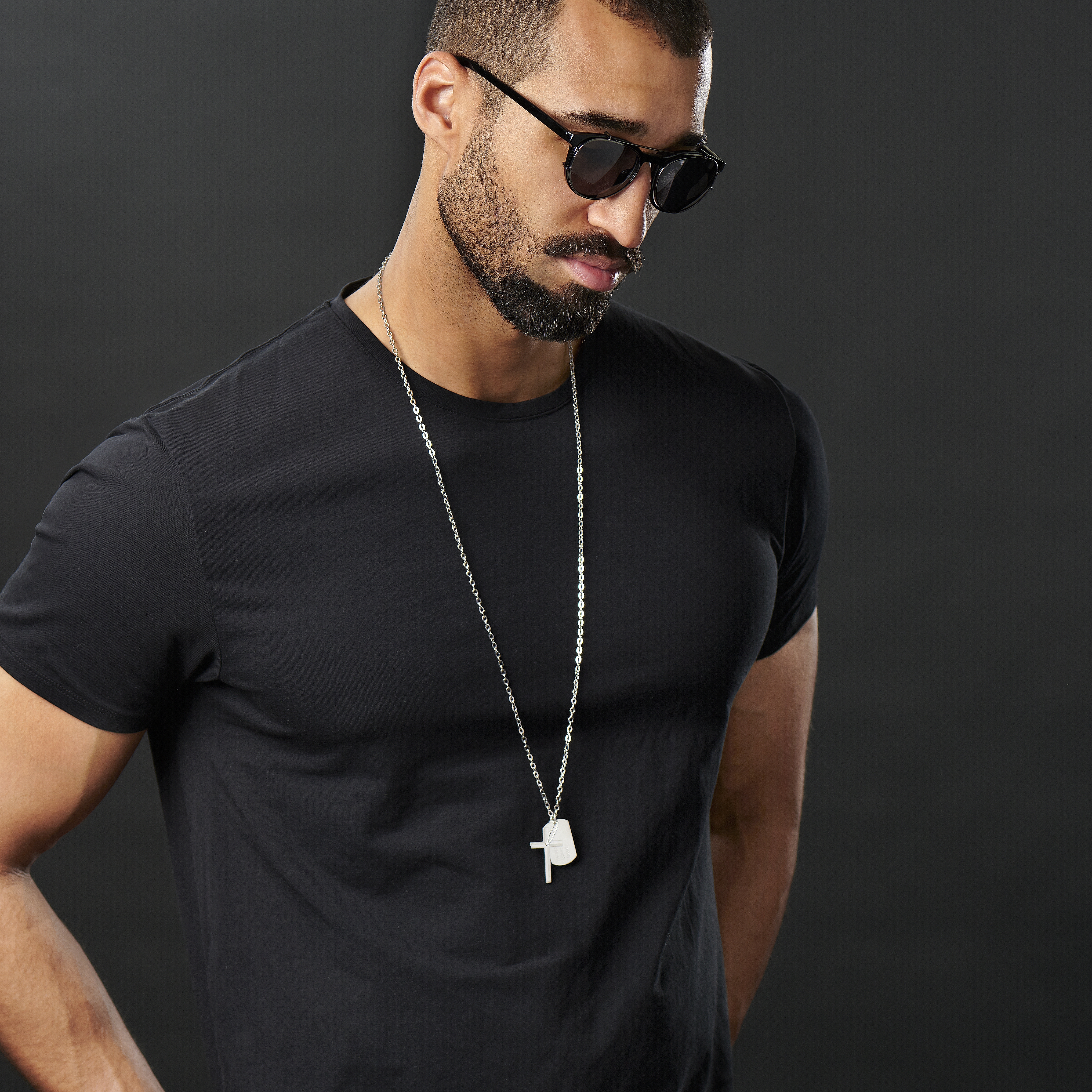 Elégant collier en acier, plaque militaire et croix - 4