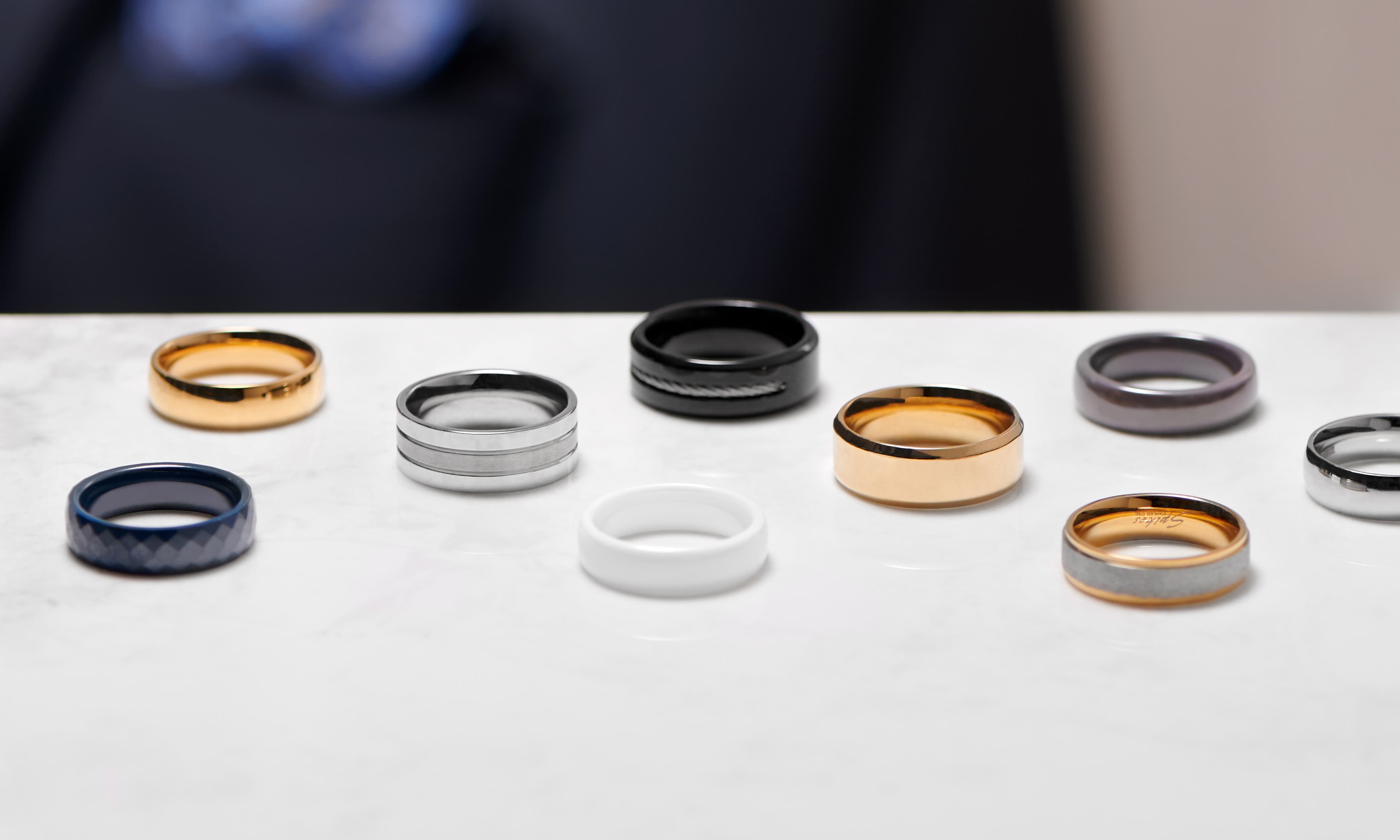 Men’s wedding rings & bands guide - Styles, size & material - Trendhim