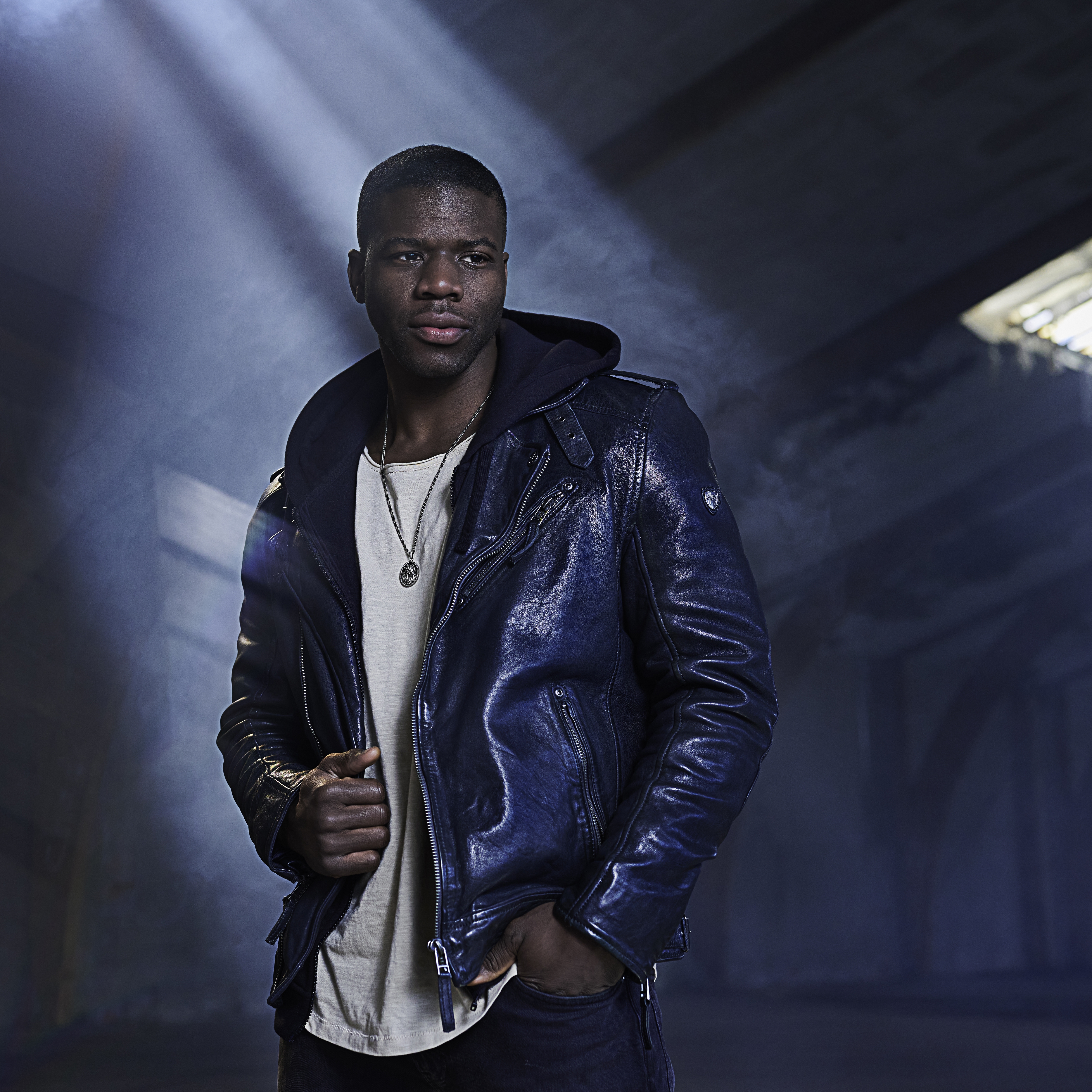 Sanctus | Vintage Silver-tone Immaculate Heart of Mary Necklace - 4