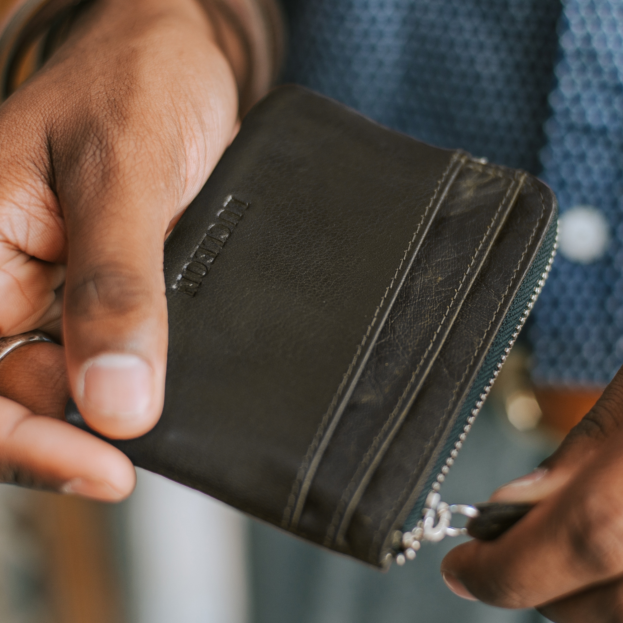 Montreal Olijfgroene RFID Lederen Pouch met Rits - 5