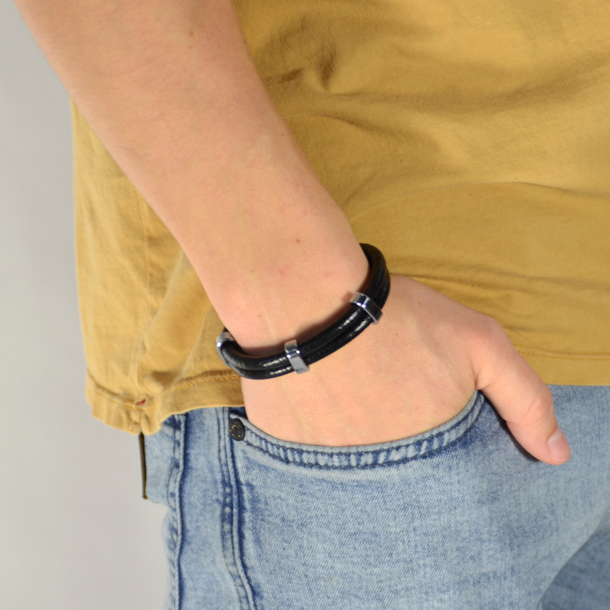 Svart Lær 3 Anheng Armbånd - 4