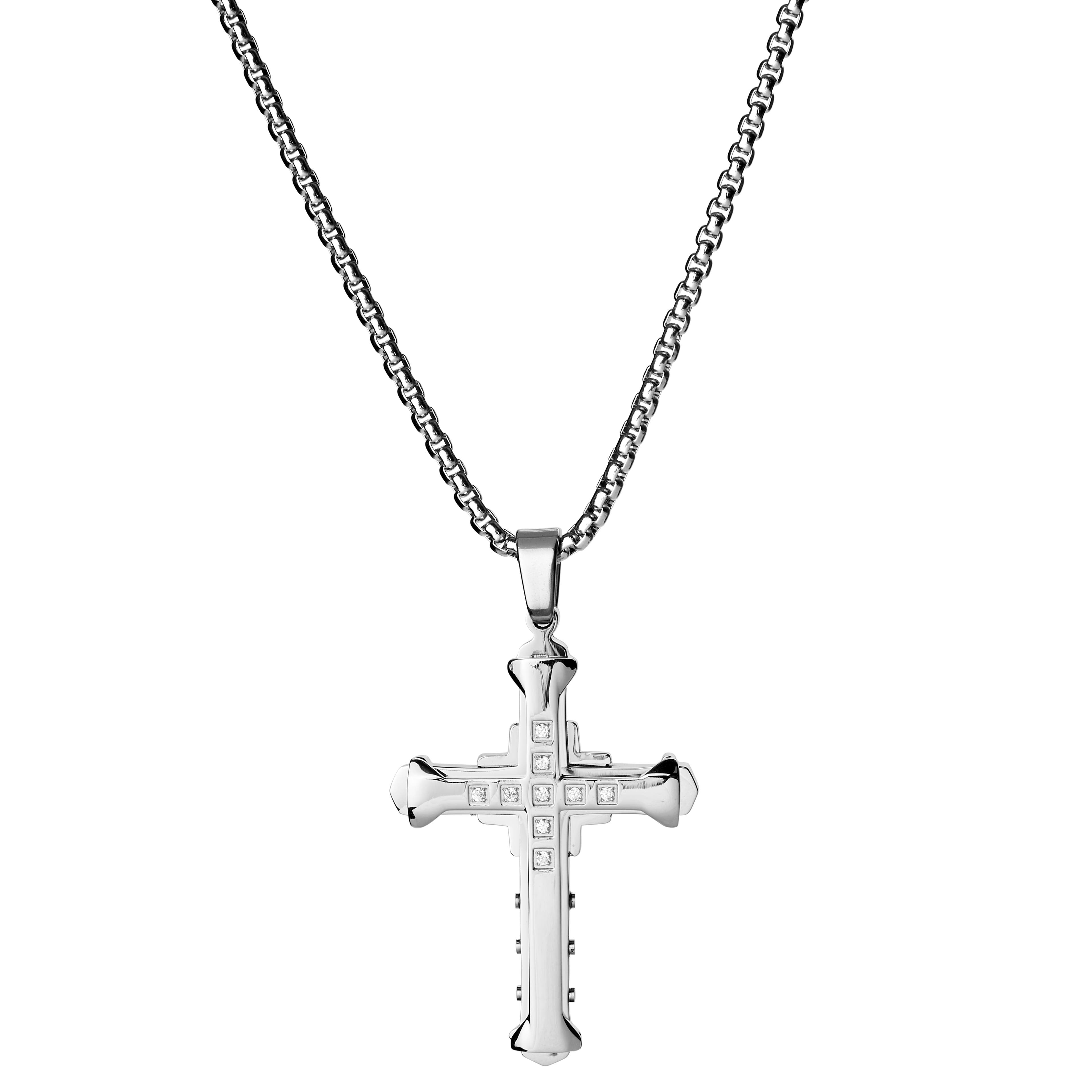 Náhrdelník s príveskom v tvare kríža s vybíjaným dizajnom a vrstvami 