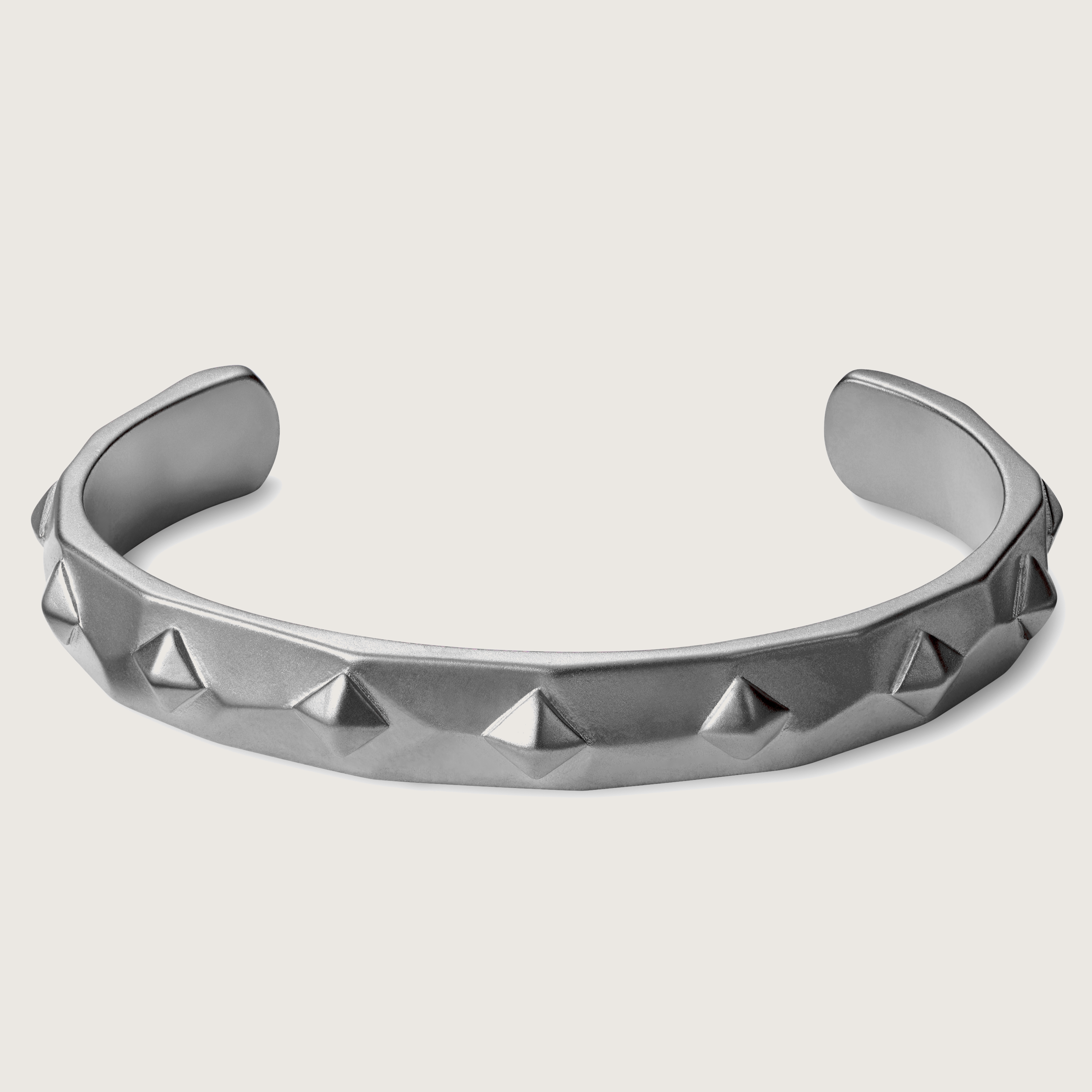 Accessories :: Bracelets :: Stainless Steel Minimal Chain Cuff-Bracelet