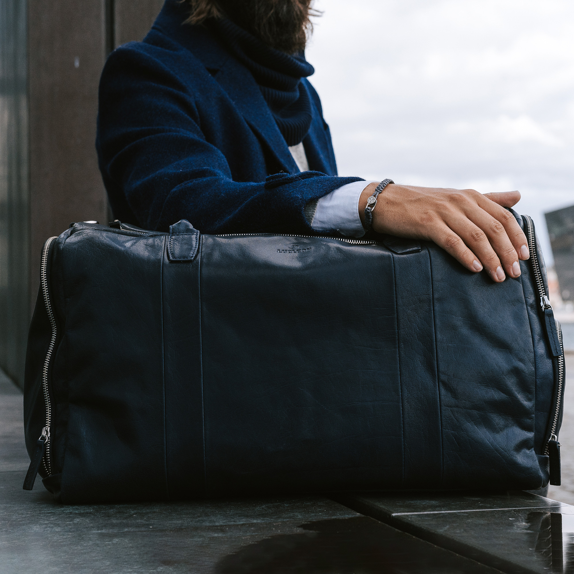 Bolsa de viaje grande de cuero azul marino Montreal - 14